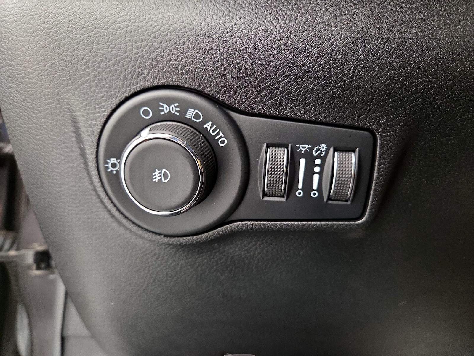 2022 Jeep Compass Limited - Photo 14