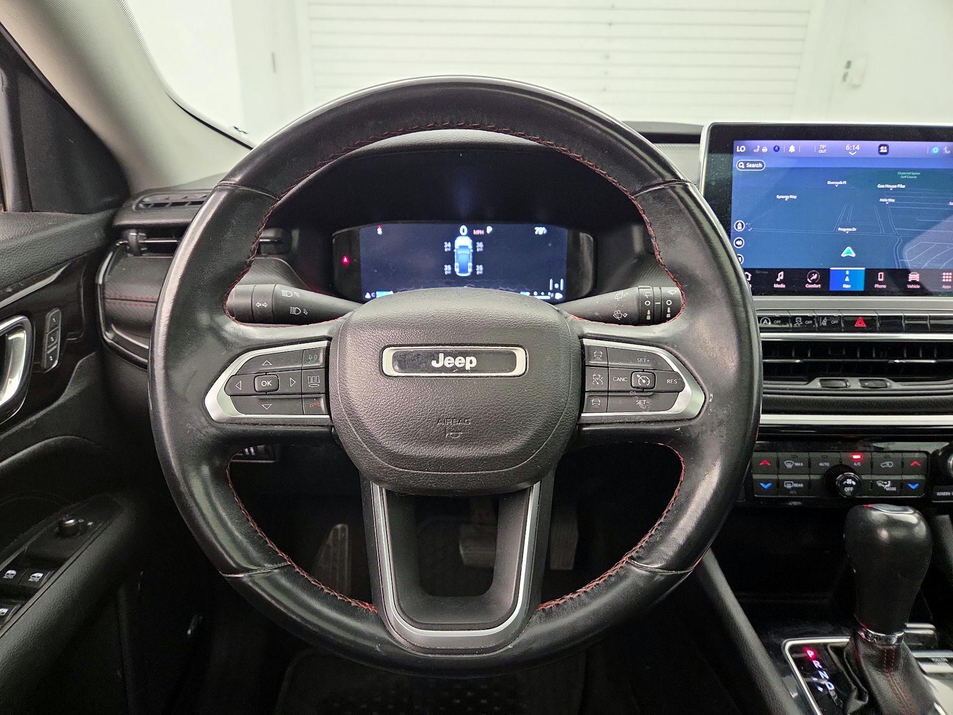 Thumbnail: 2022 Jeep Compass - 10