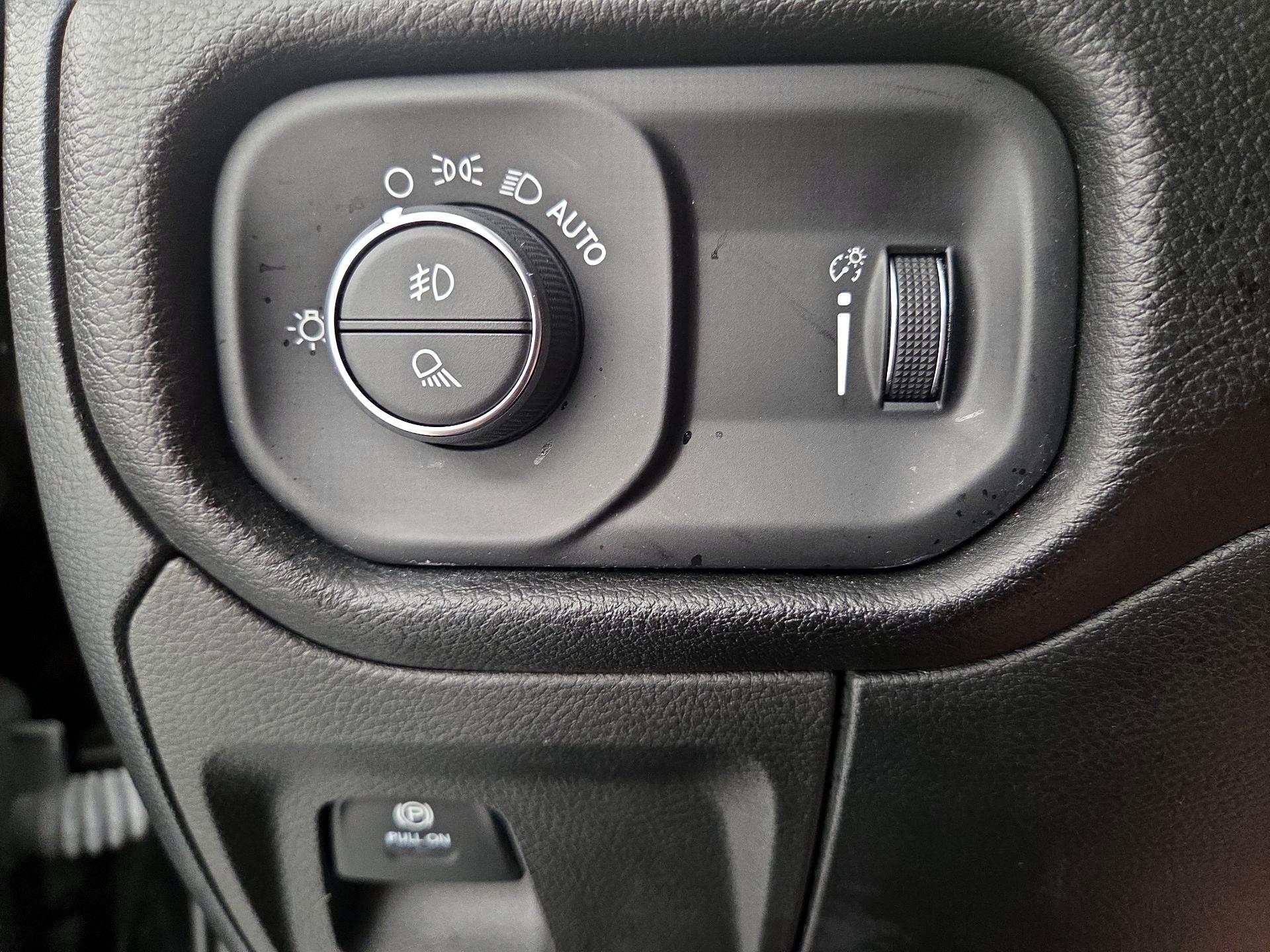 Thumbnail: 2023 RAM 1500 - 13