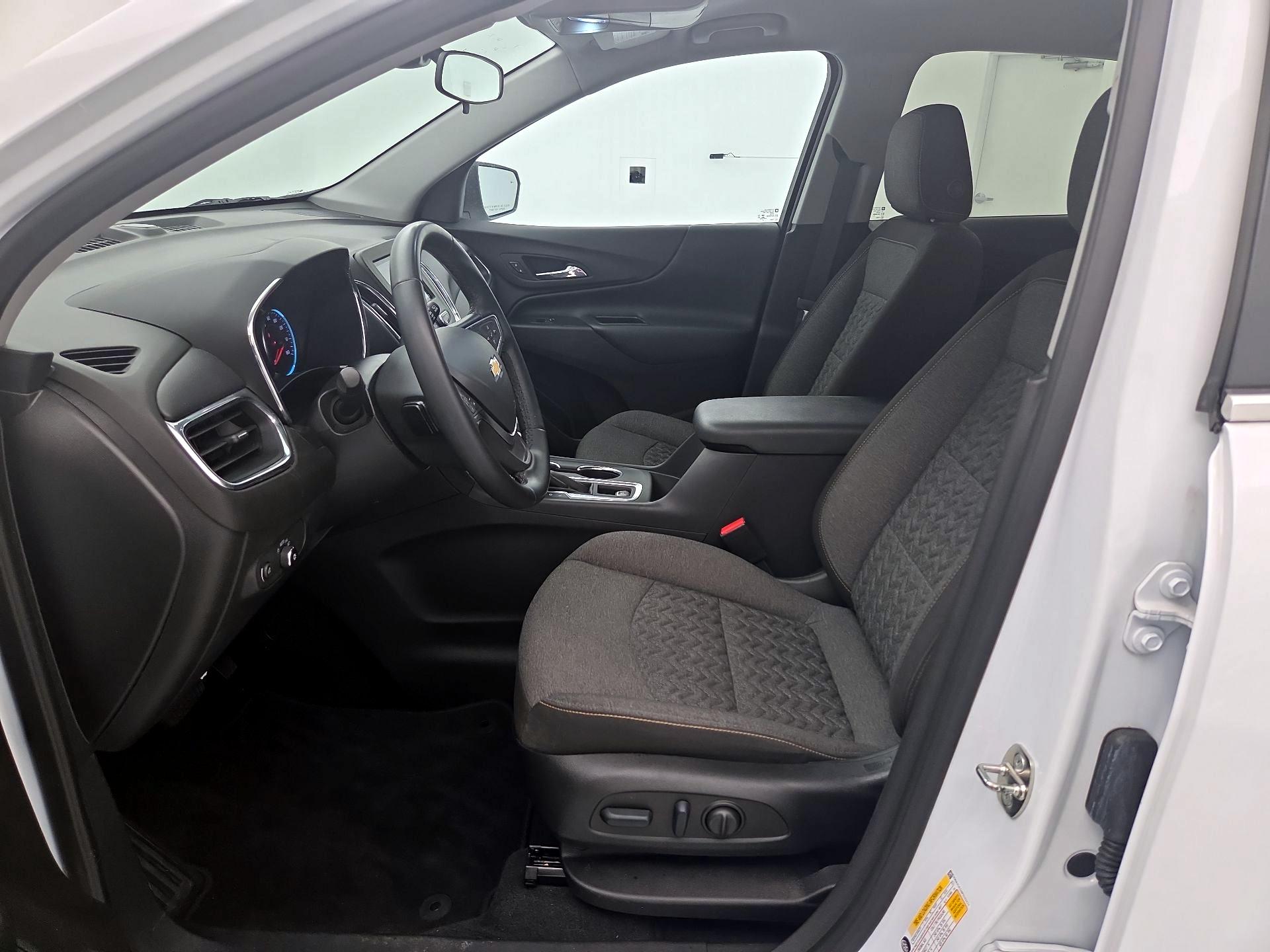 Thumbnail: 2023 Chevrolet Equinox - 11