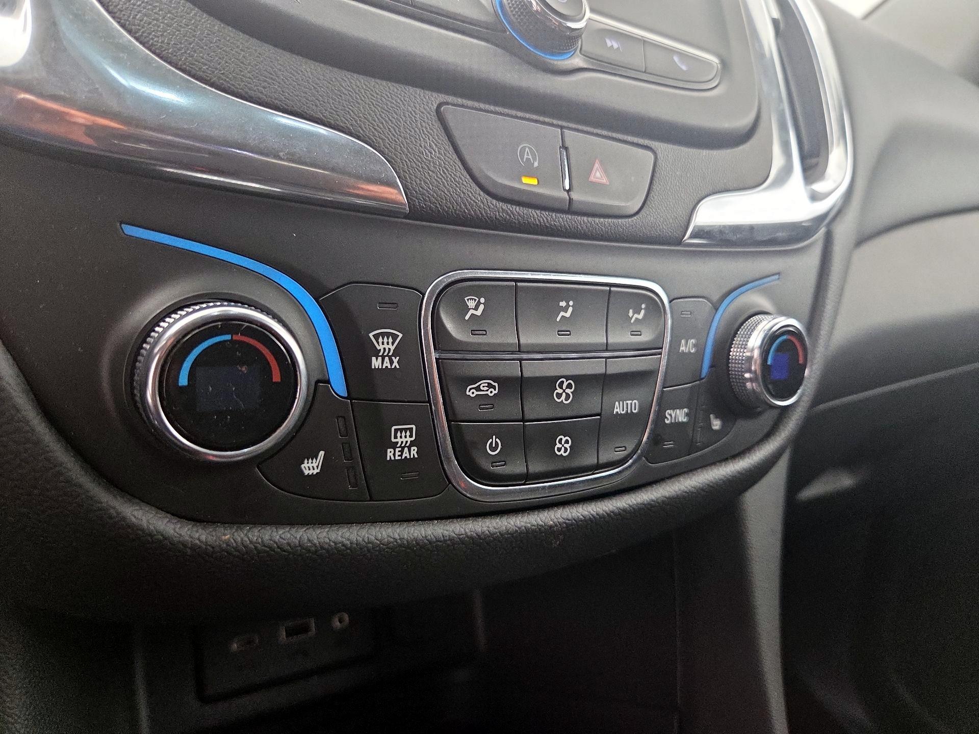 Thumbnail: 2023 Chevrolet Equinox - 16