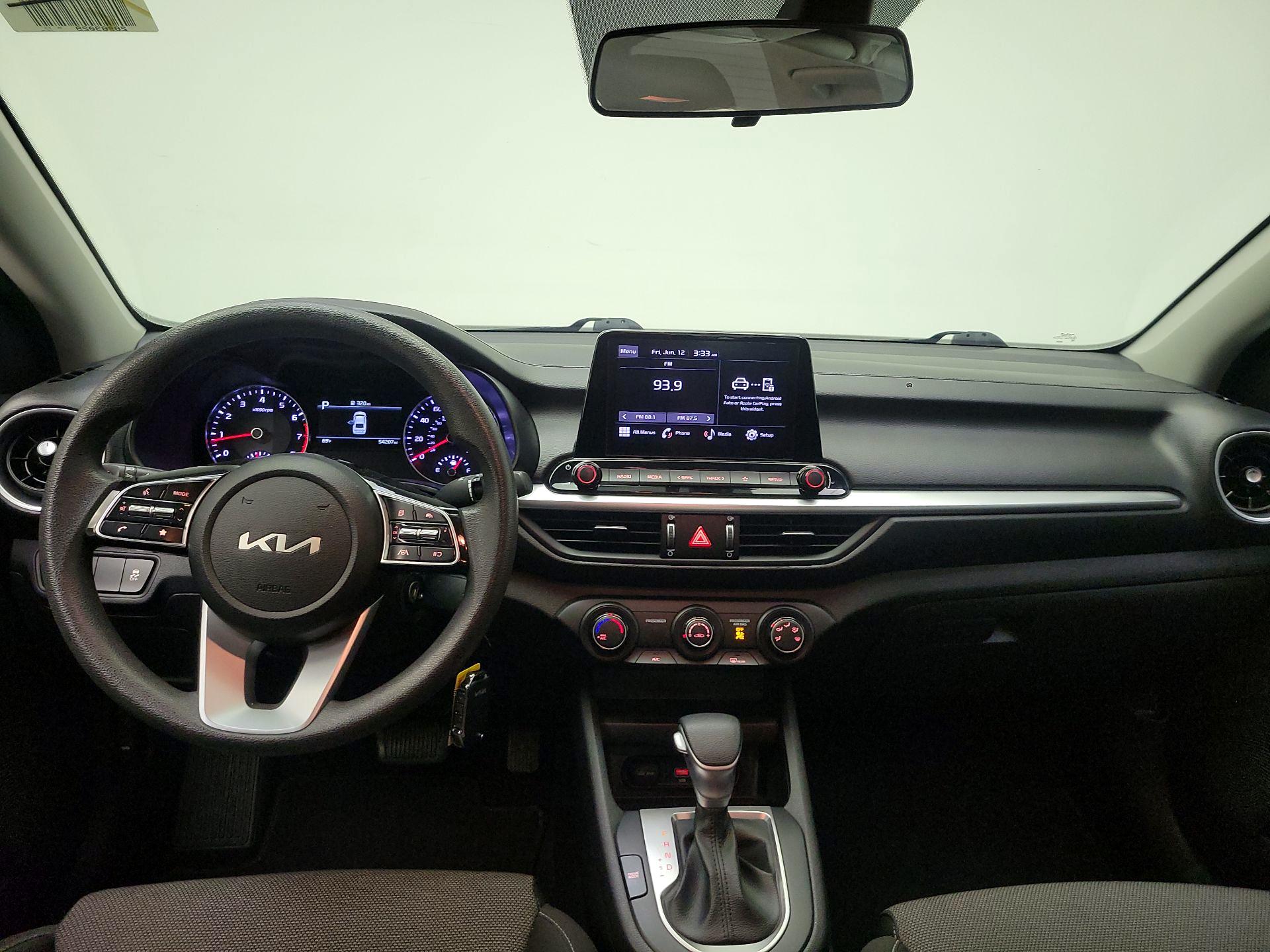 Thumbnail: 2022 Kia Forte - 9