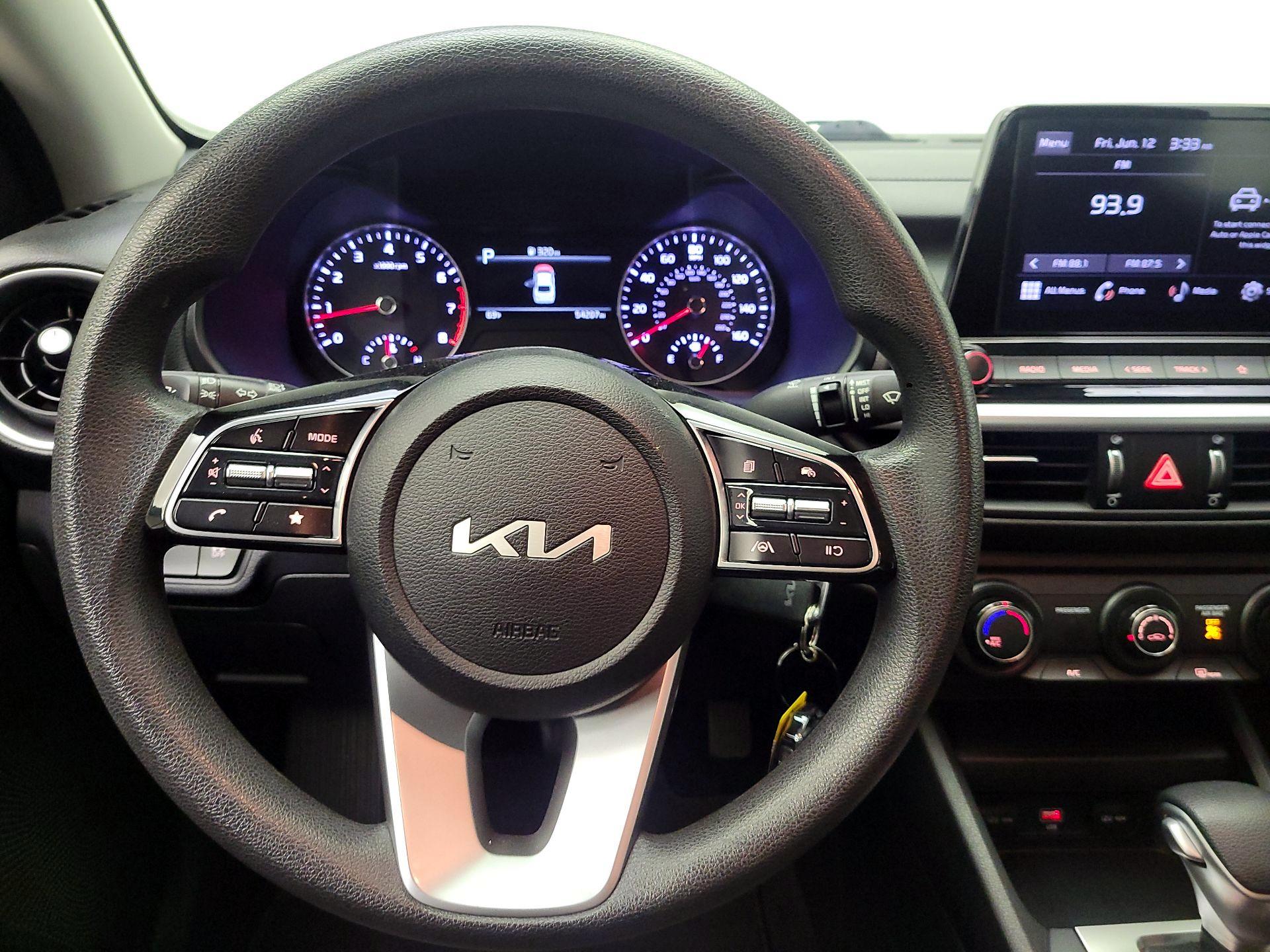 Thumbnail: 2022 Kia Forte - 10
