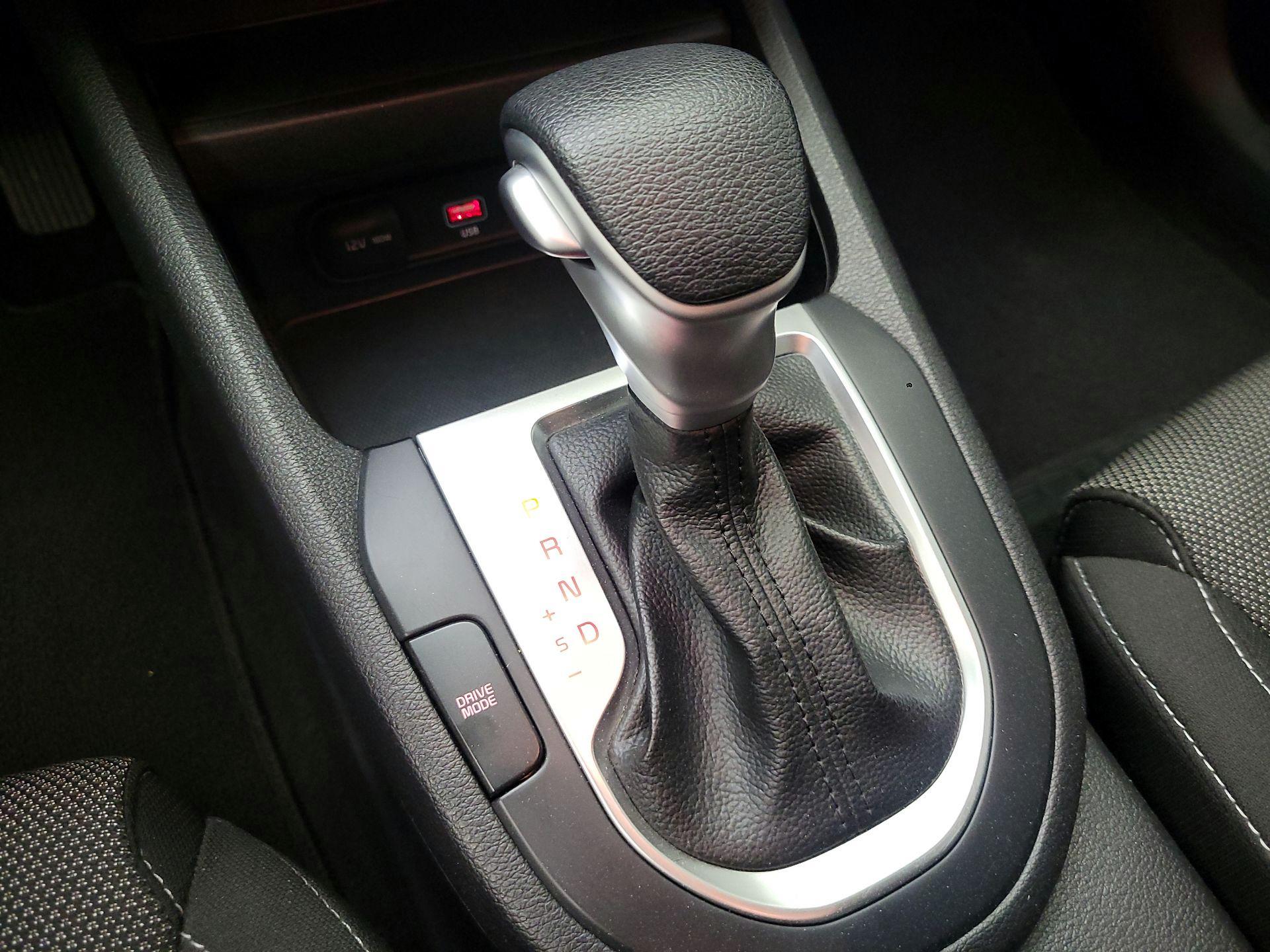 Thumbnail: 2022 Kia Forte - 17
