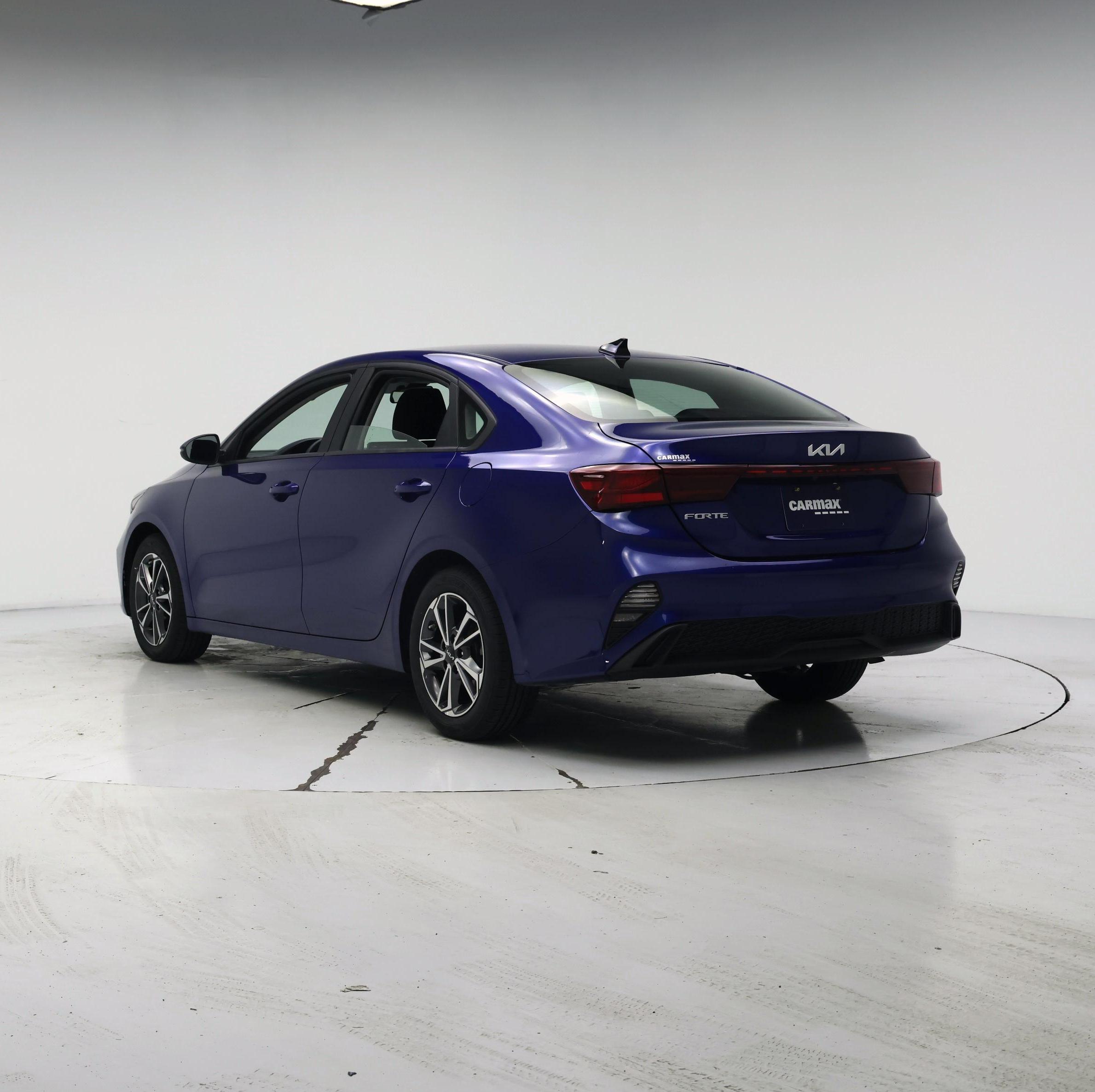 Thumbnail: 2022 Kia Forte - 2