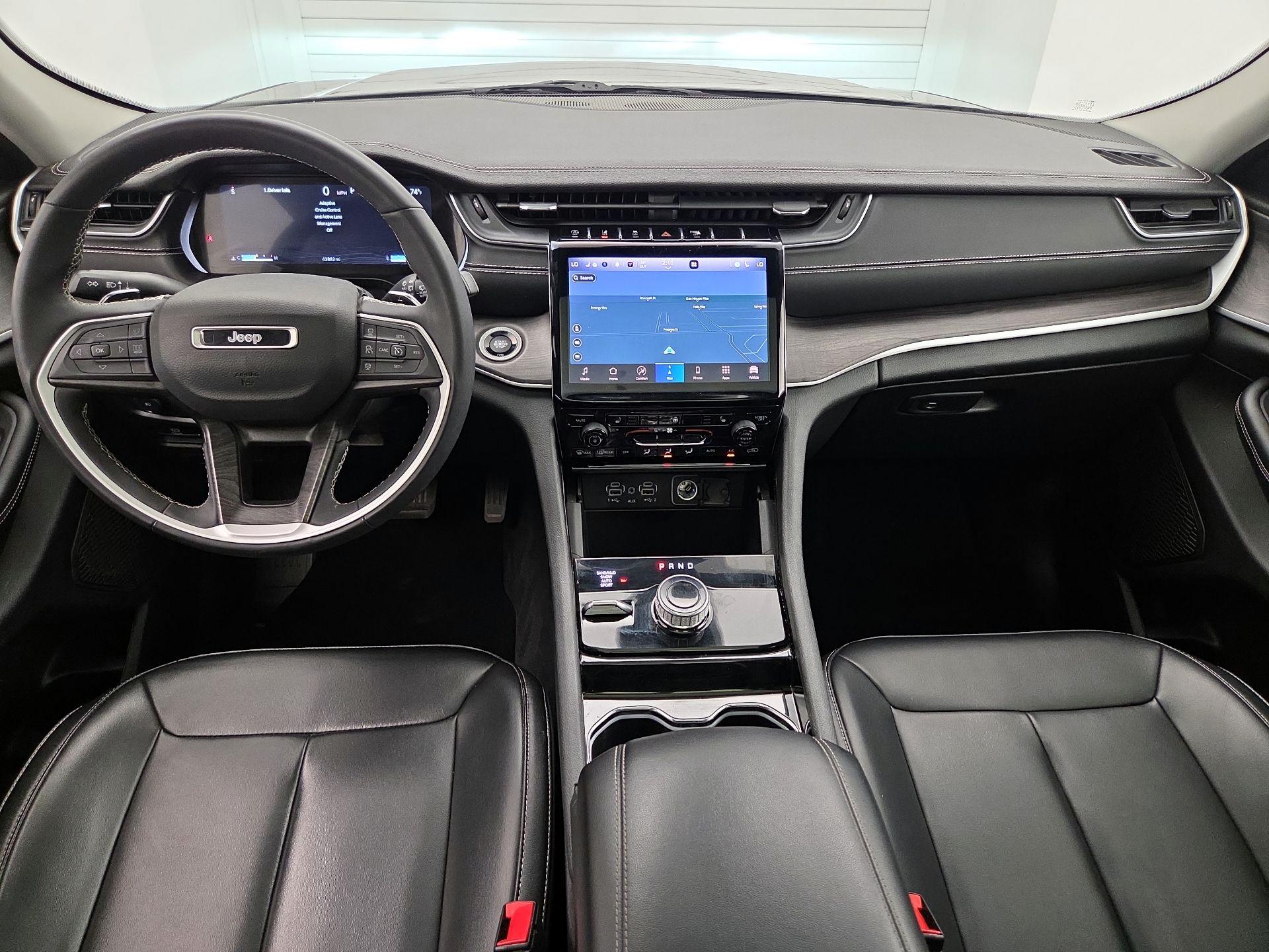 Thumbnail: 2023 Jeep Grand Cherokee L - 9