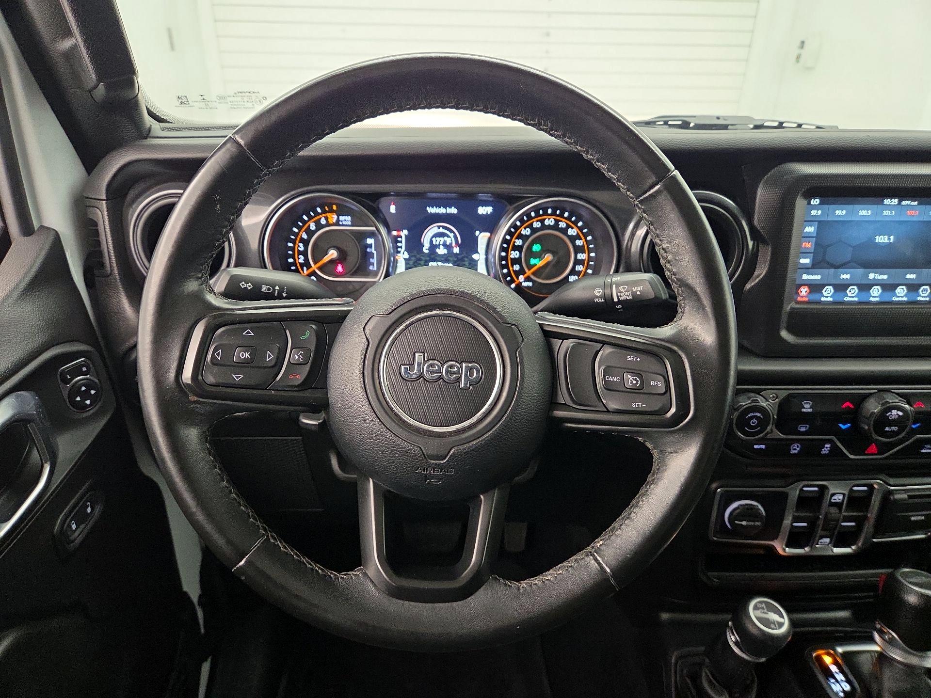 Thumbnail: 2022 Jeep Gladiator - 10