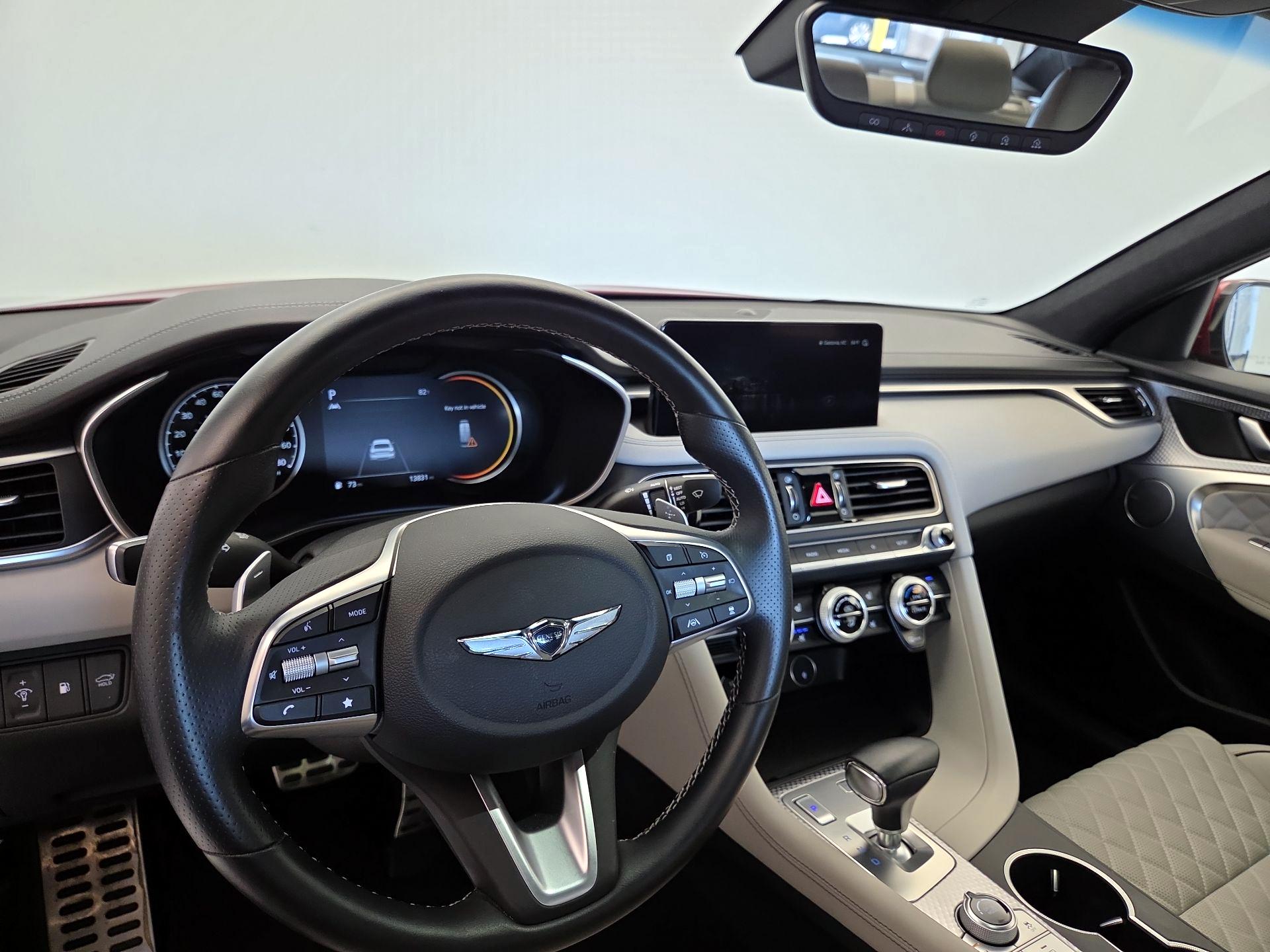 Thumbnail: 2023 Genesis G70 - 9
