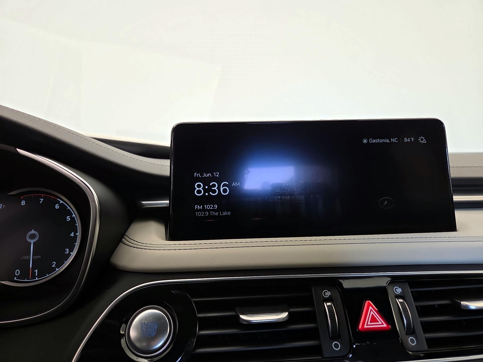 Thumbnail: 2023 Genesis G70 - 15