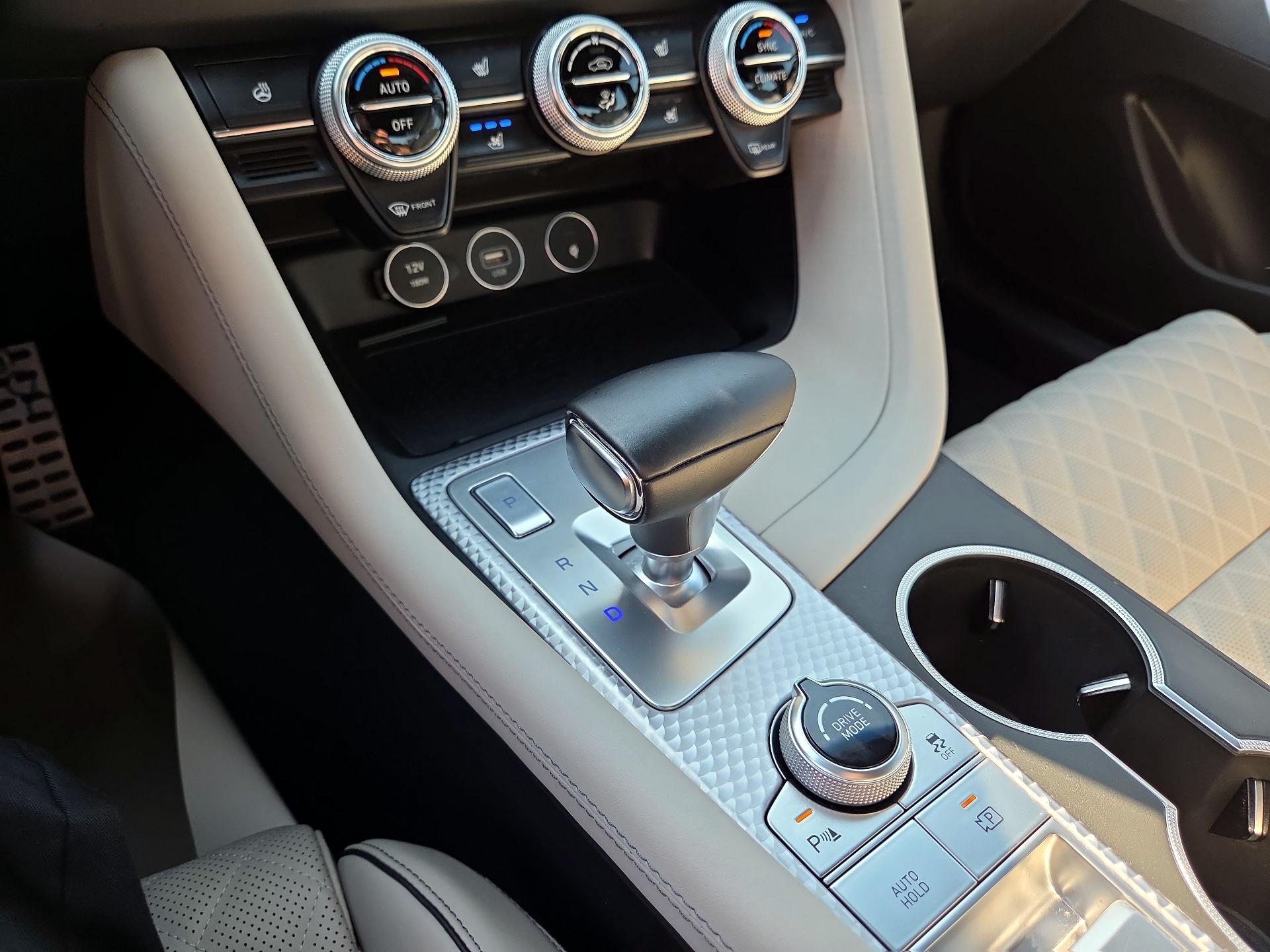 Thumbnail: 2023 Genesis G70 - 17