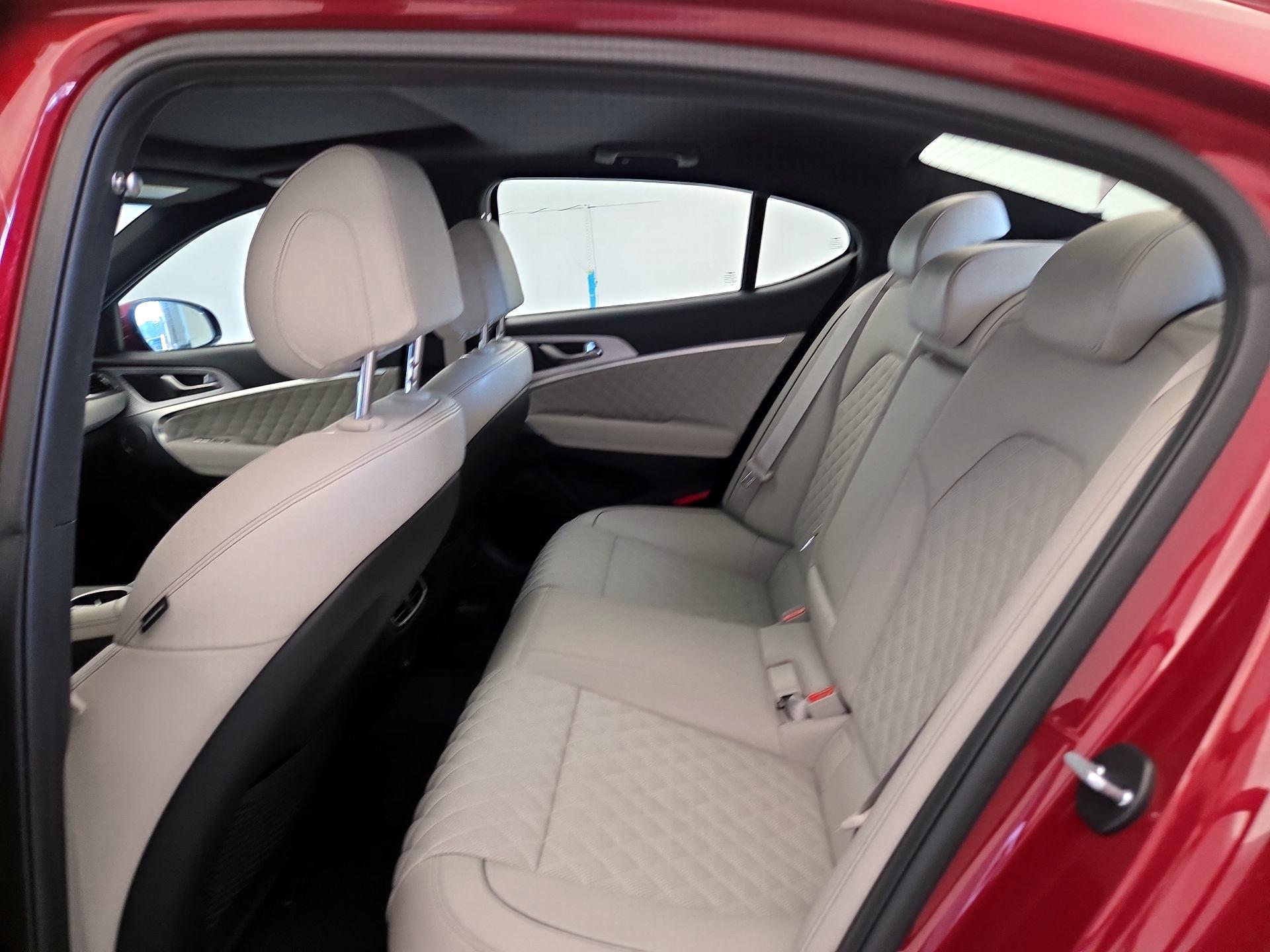 Thumbnail: 2023 Genesis G70 - 20