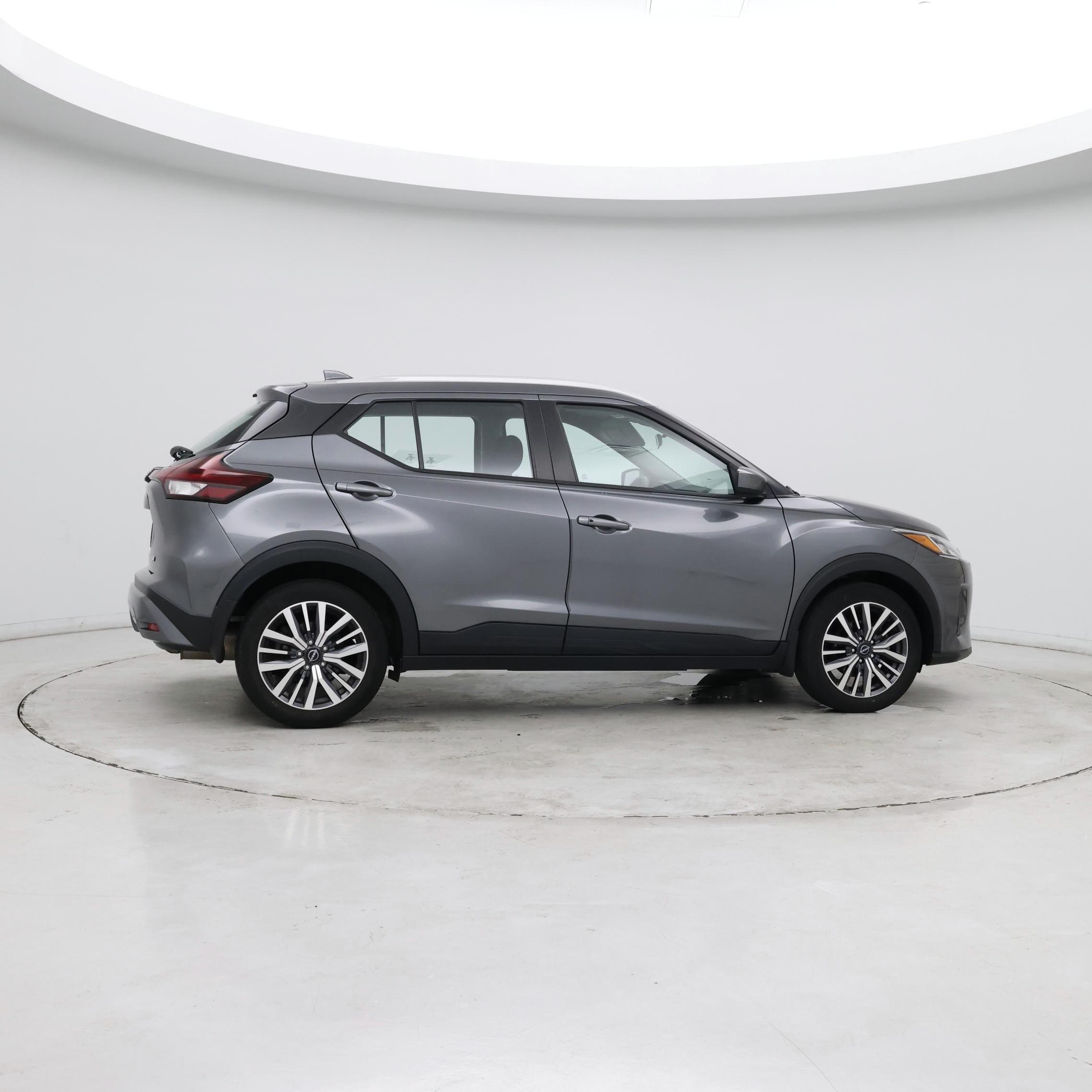 Thumbnail: 2023 Nissan Kicks - 8