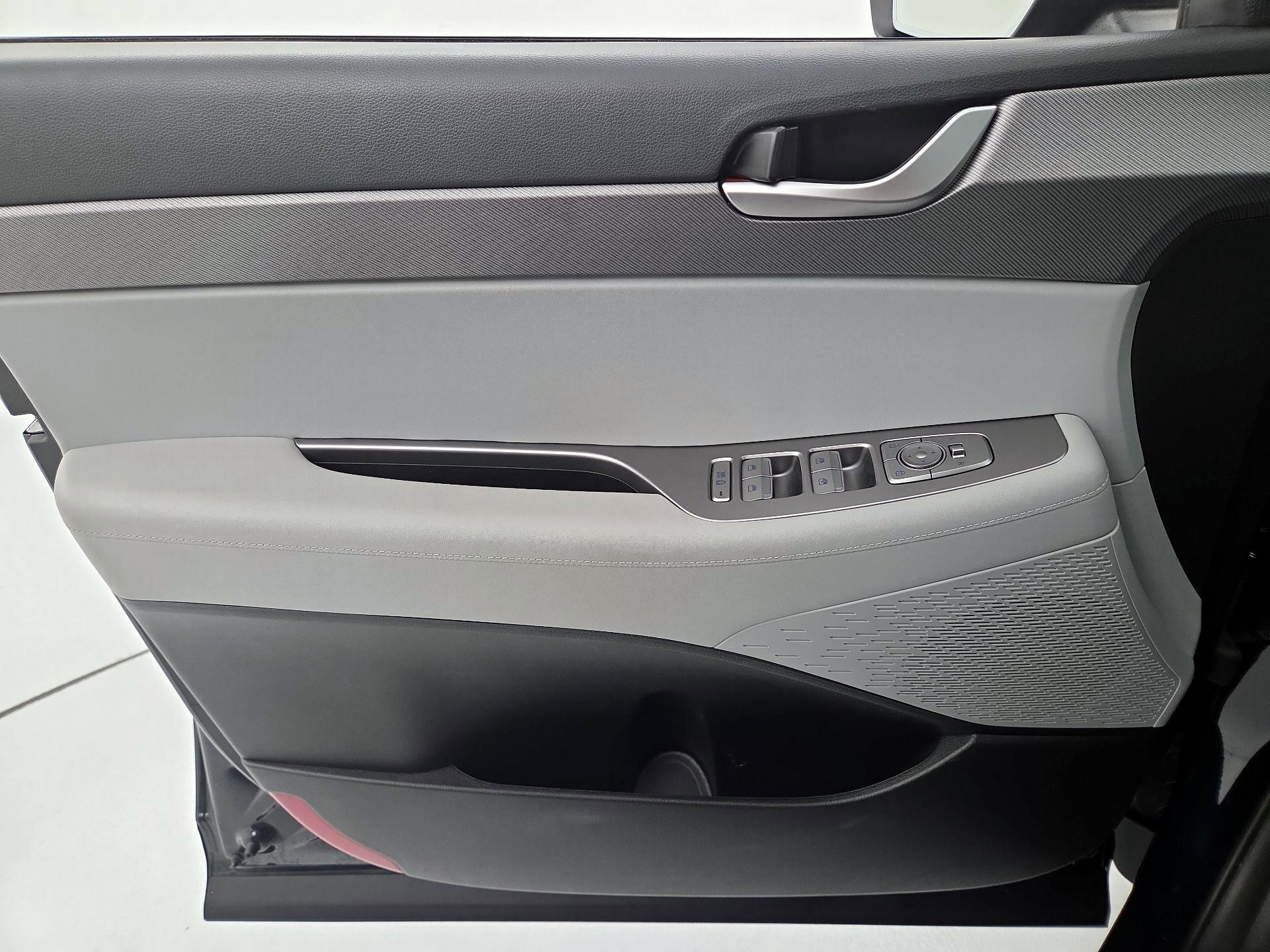 Thumbnail: 2023 Hyundai Palisade - 12
