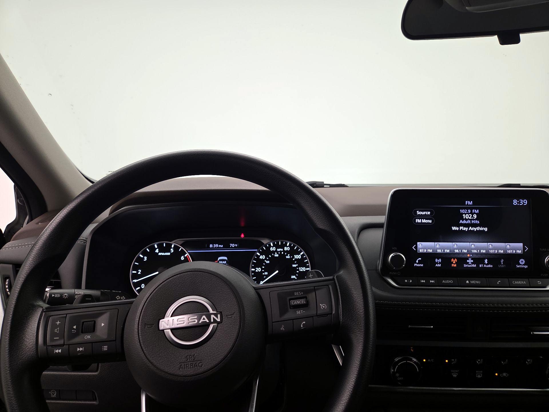 Thumbnail: 2023 Nissan Rogue - 10