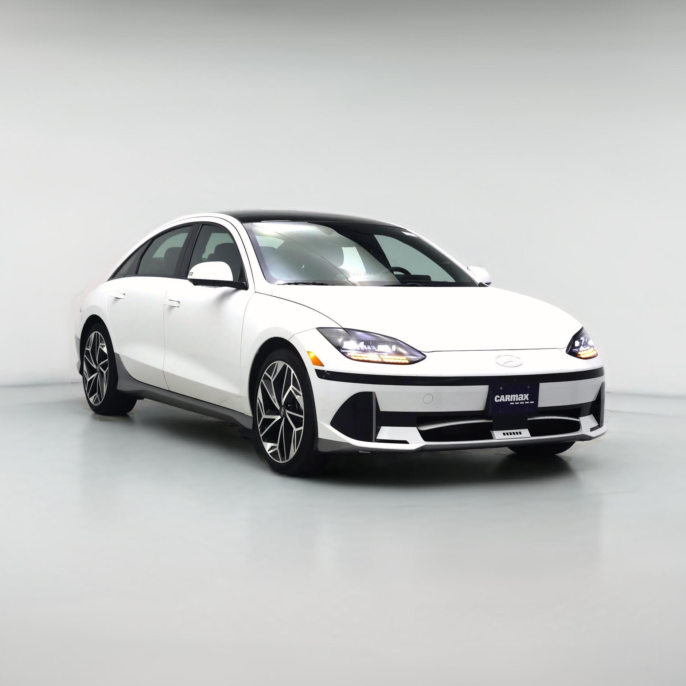 Thumbnail: 2023 Hyundai Ioniq 6 - 1