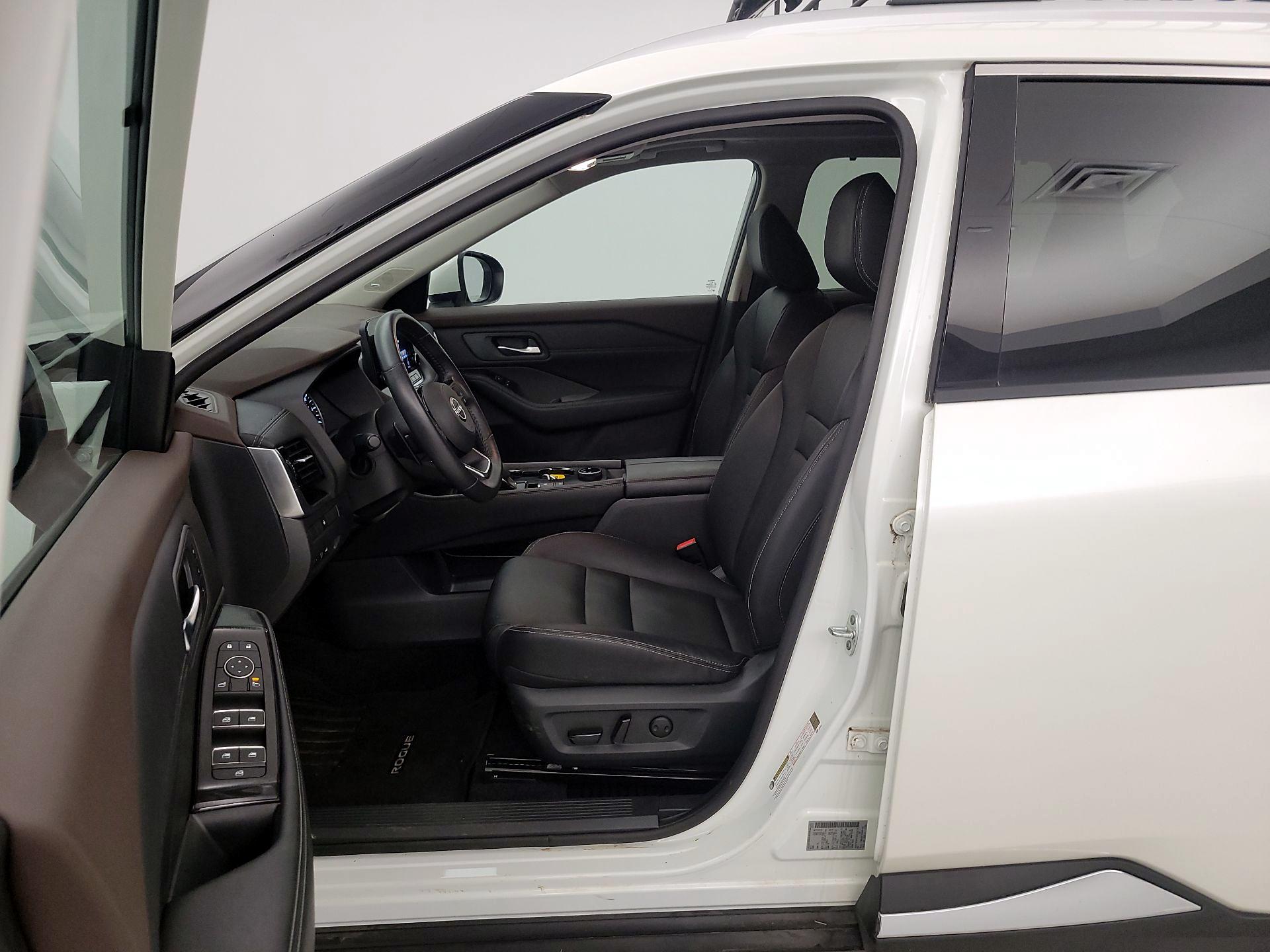 Thumbnail: 2023 Nissan Rogue - 11