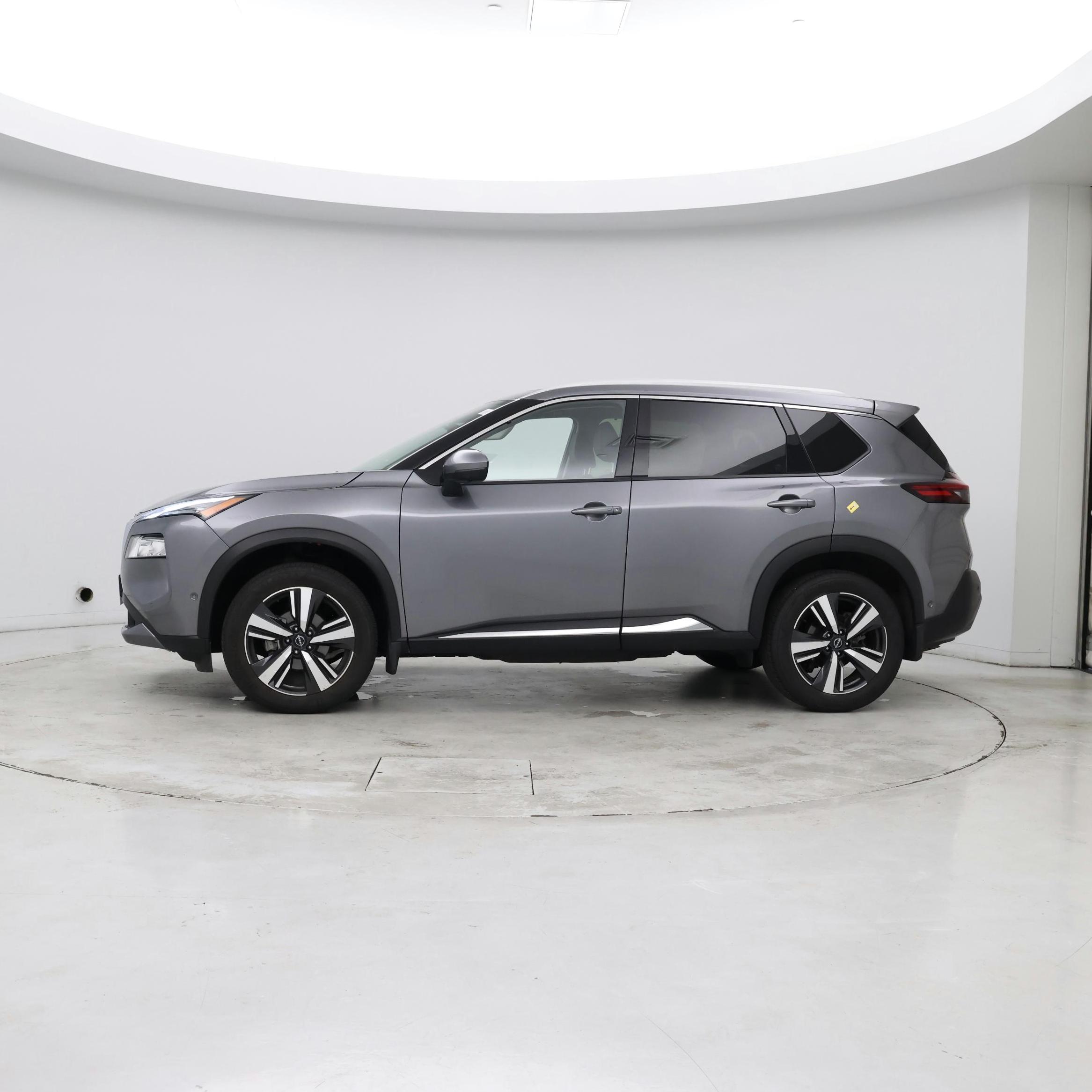 Thumbnail: 2023 Nissan Rogue - 2