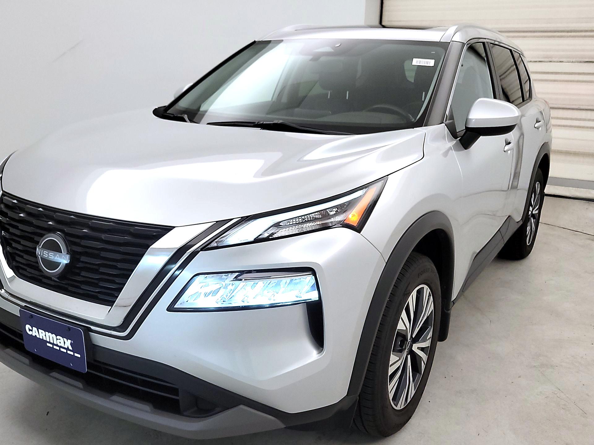 Thumbnail: 2023 Nissan Rogue - 3