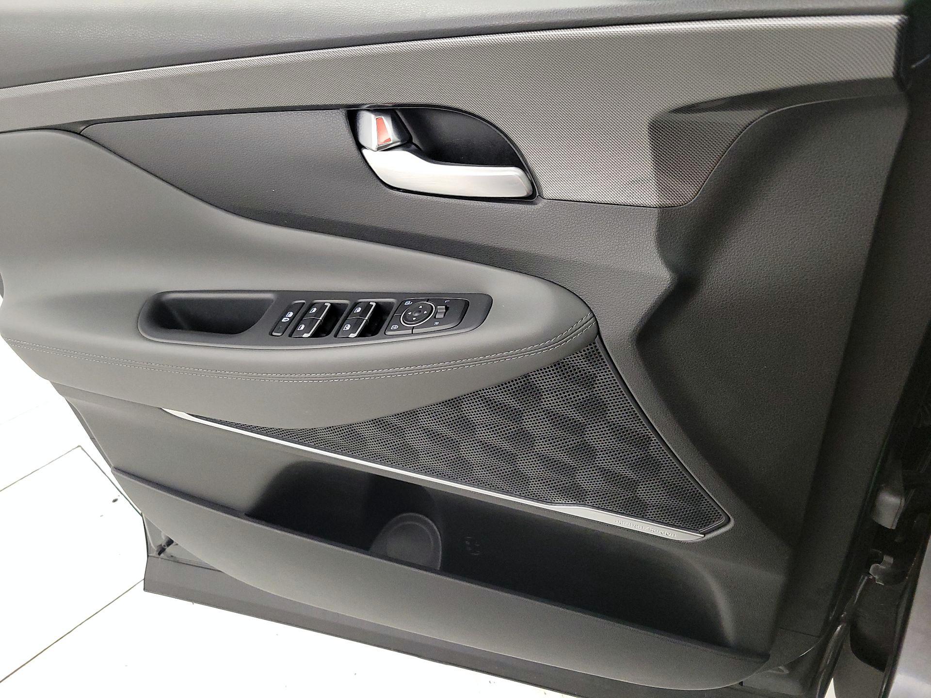 Thumbnail: 2023 Hyundai Santa Fe - 12