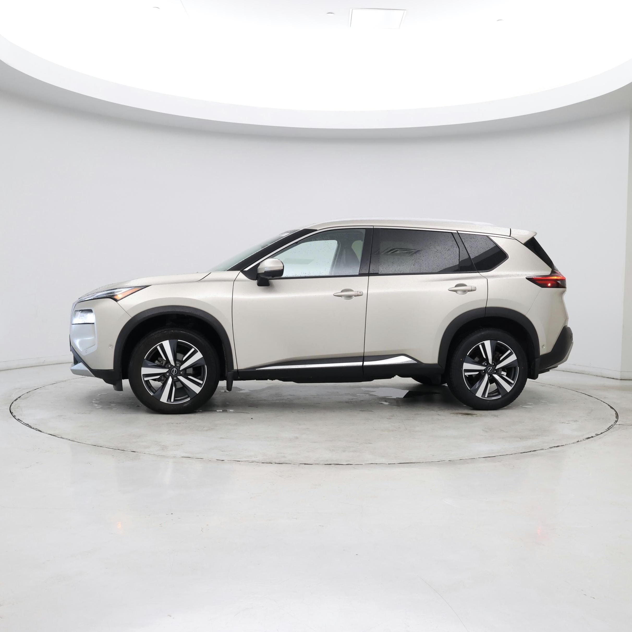 Thumbnail: 2023 Nissan Rogue - 2