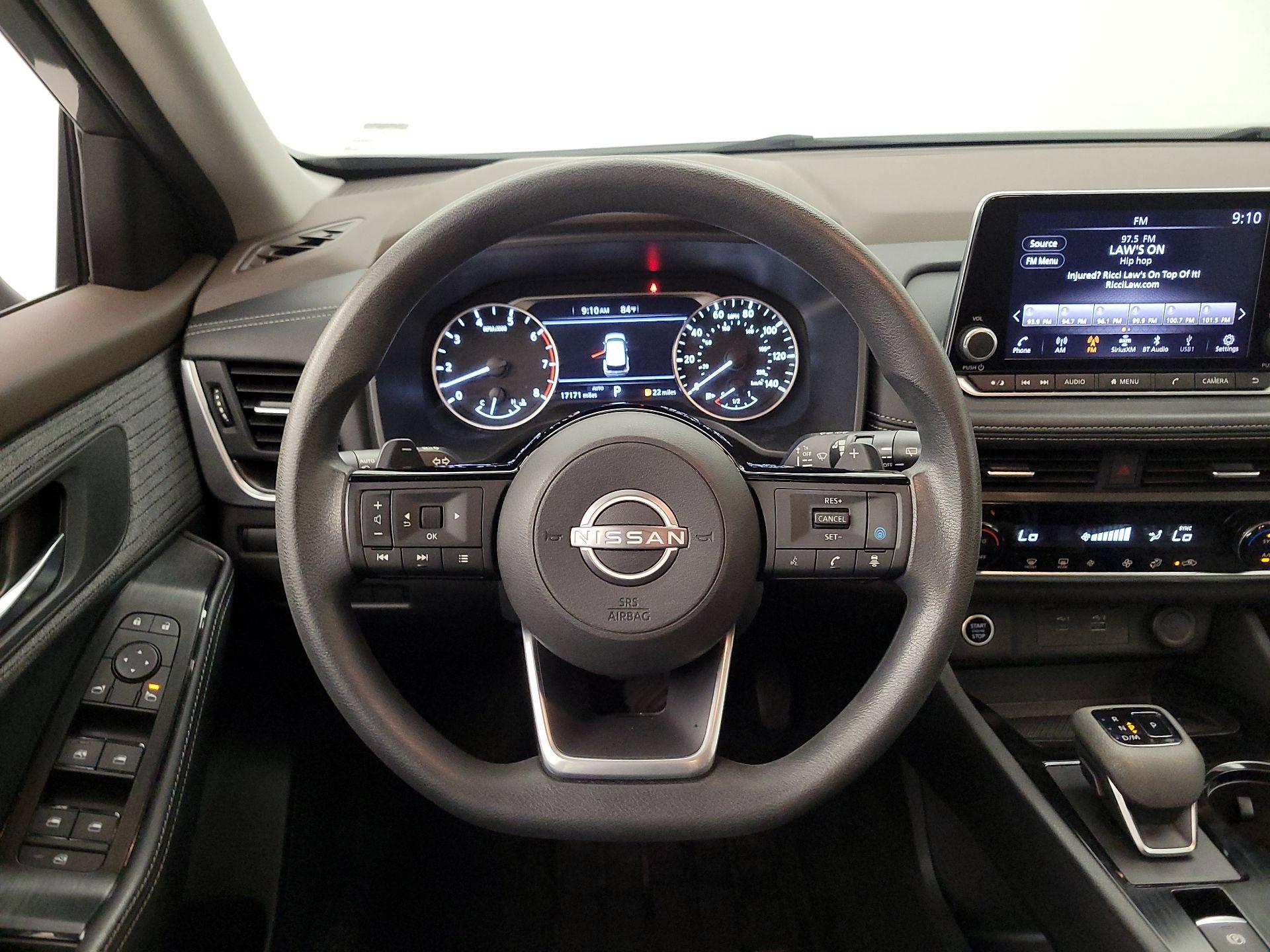 Thumbnail: 2023 Nissan Rogue - 10