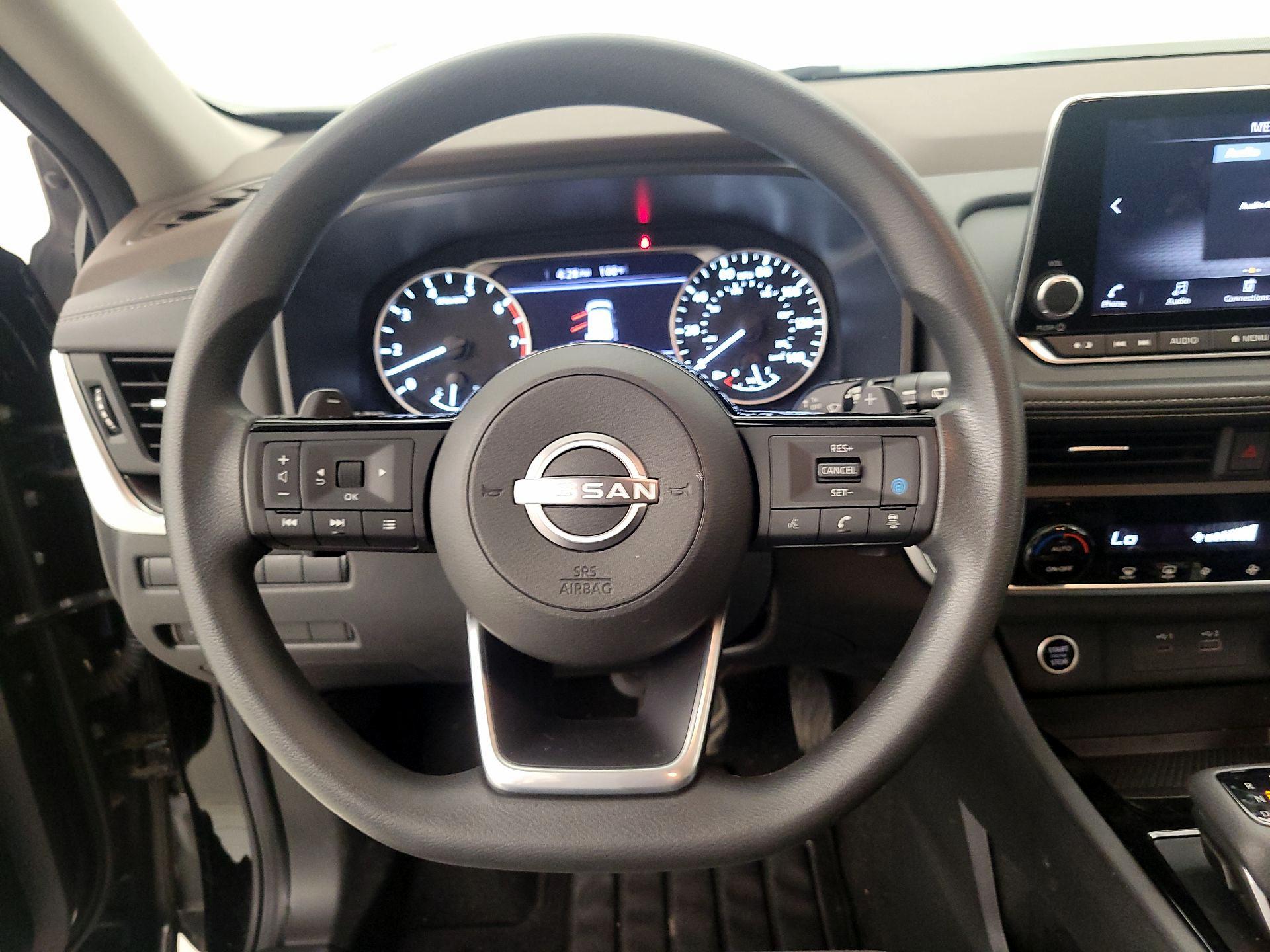 Thumbnail: 2023 Nissan Rogue - 10