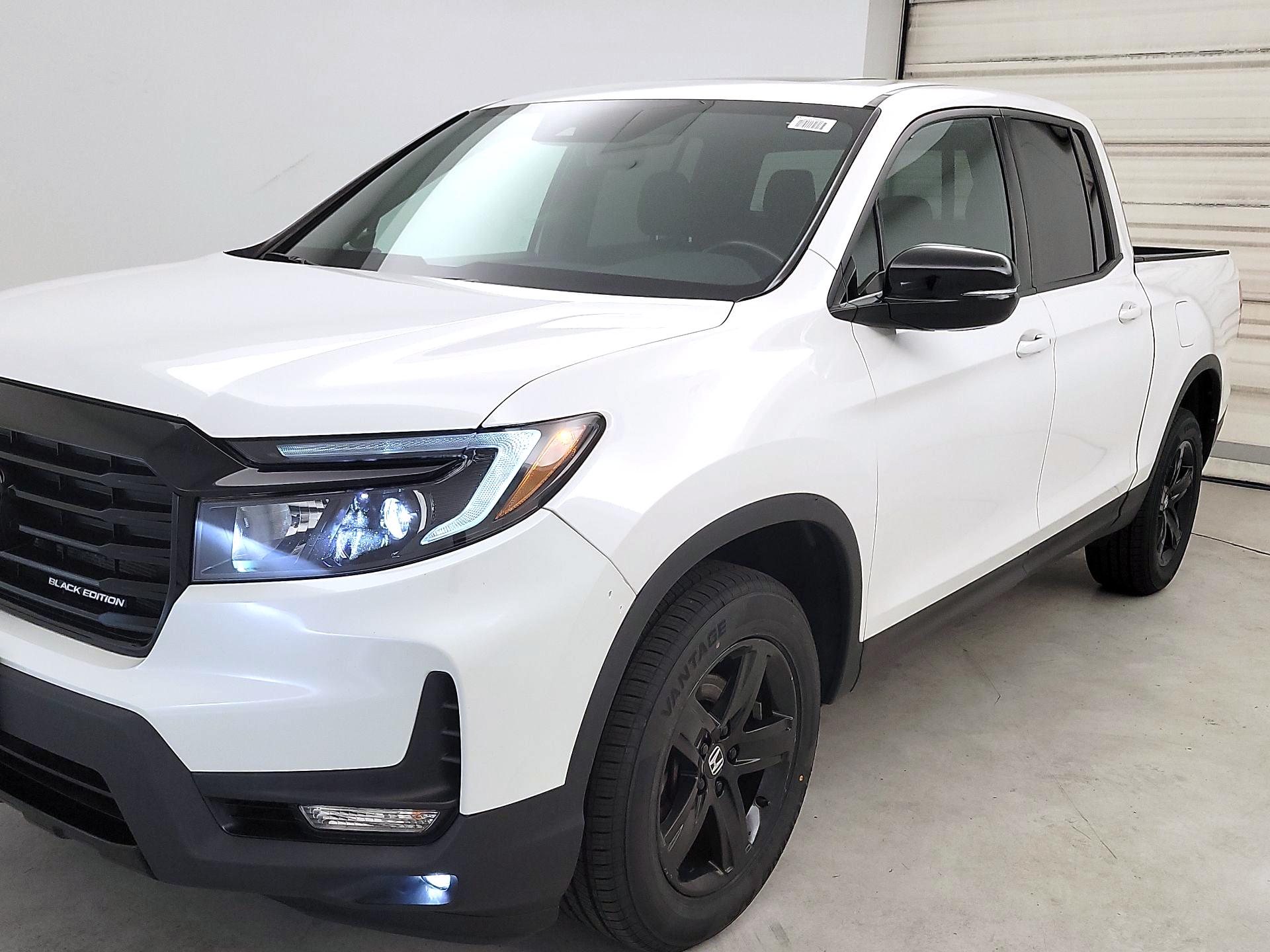 Thumbnail: 2023 Honda Ridgeline - 3