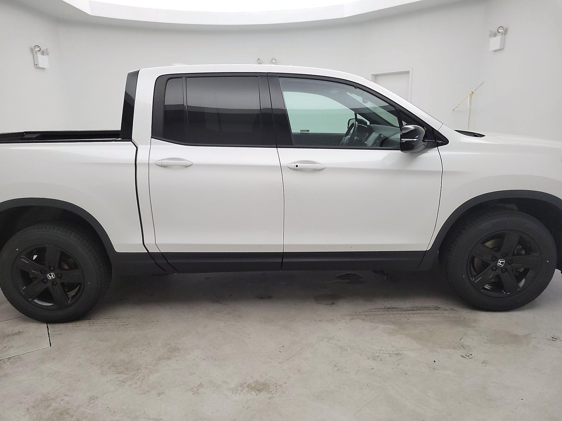 Thumbnail: 2023 Honda Ridgeline - 4