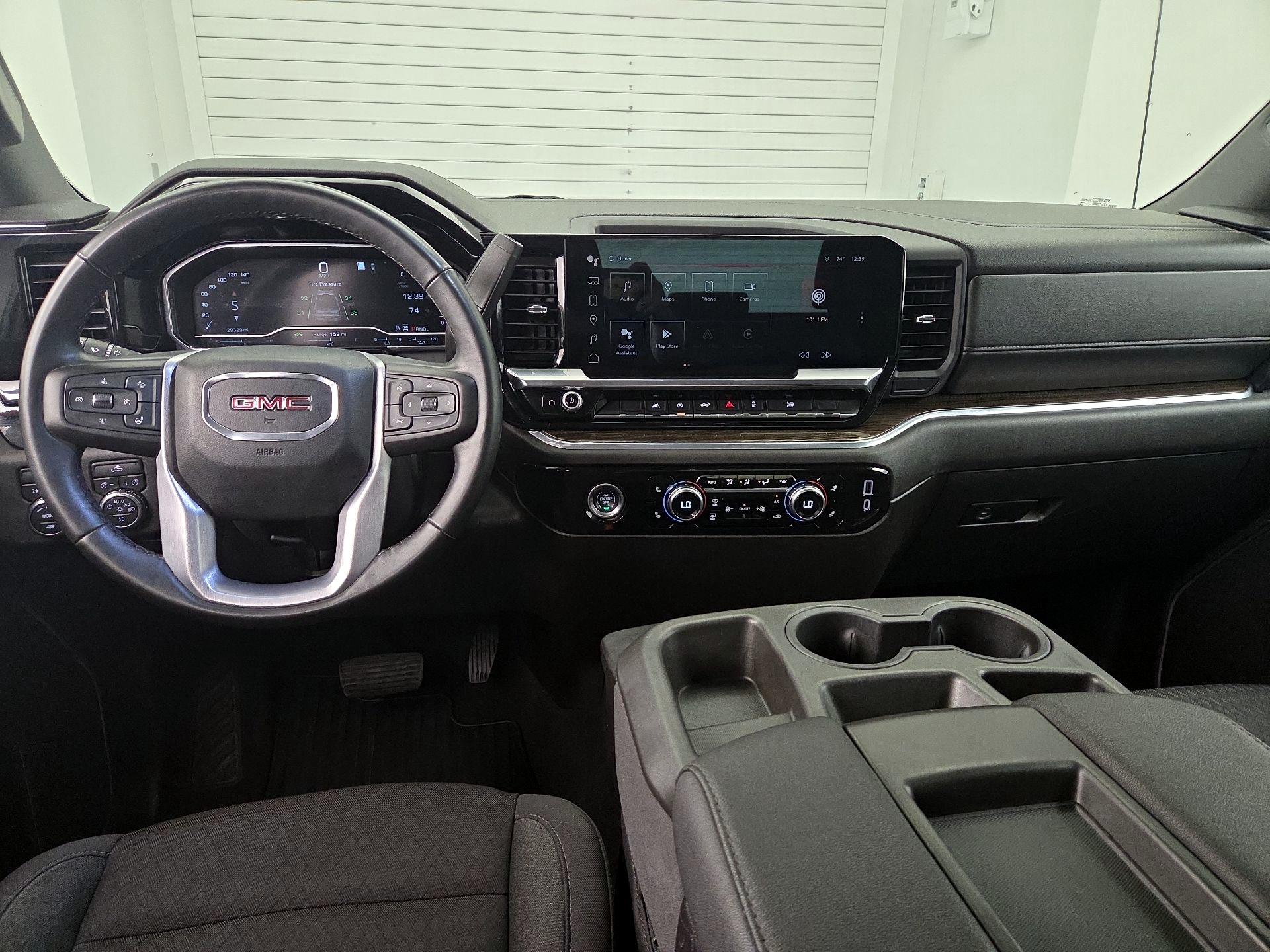 Thumbnail: 2023 GMC Sierra 1500 - 9