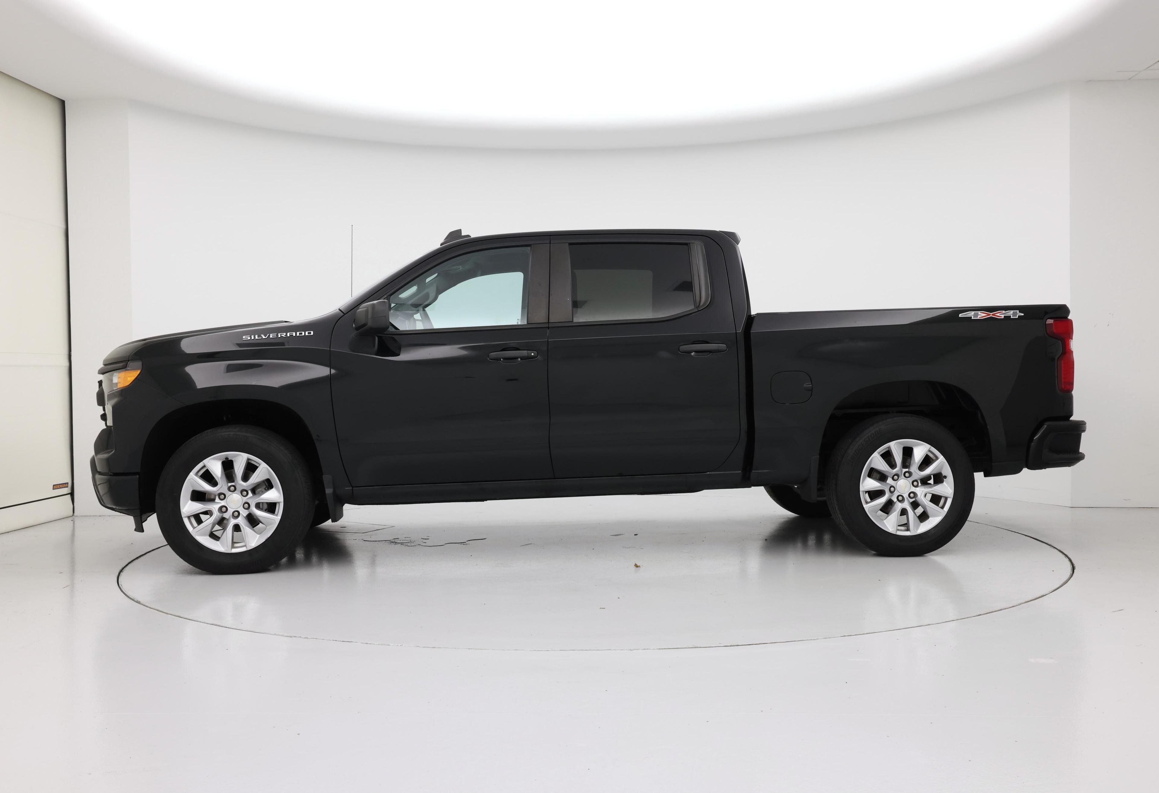 Thumbnail: 2022 Chevrolet Silverado 1500 - 3