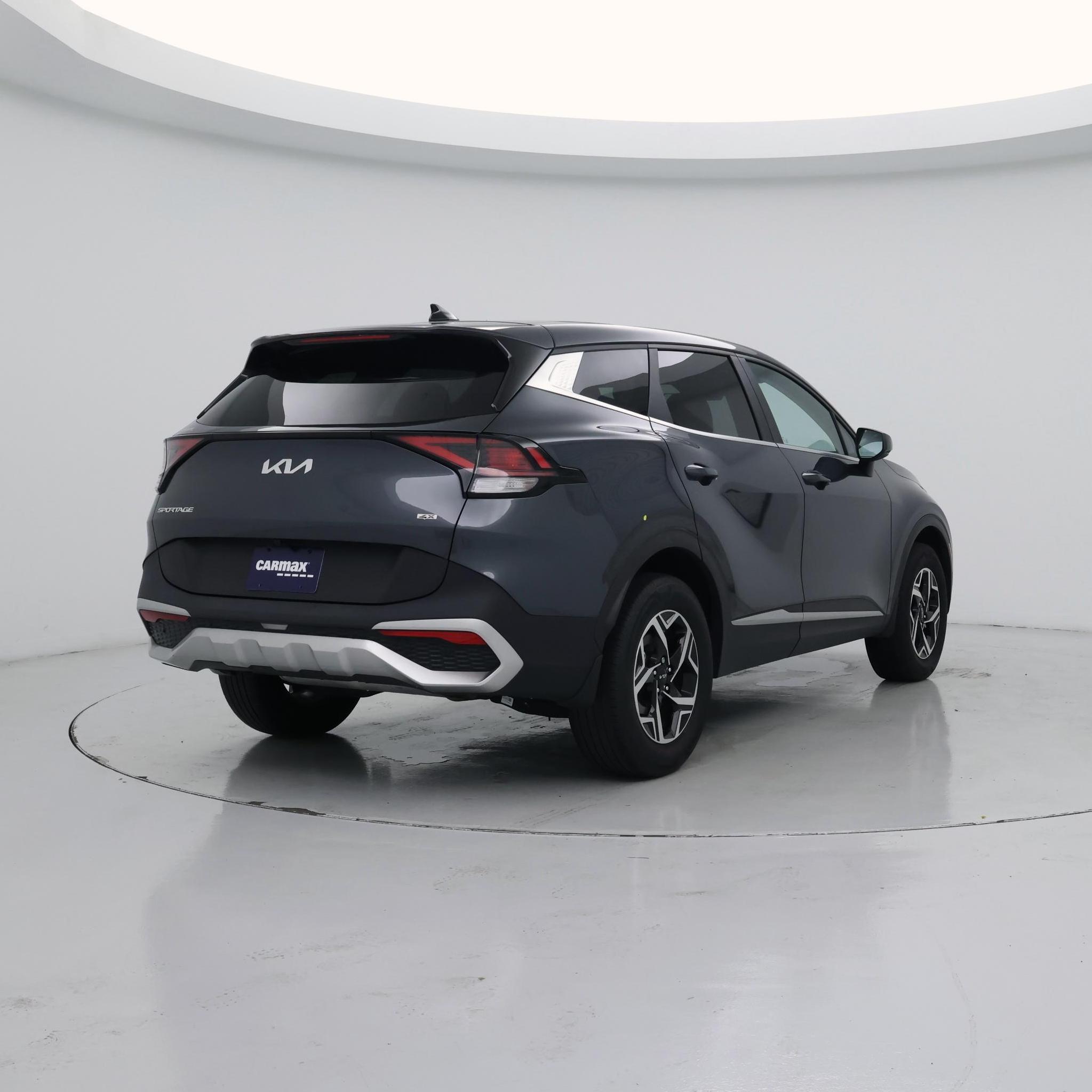 Thumbnail: 2023 Kia Sportage - 8
