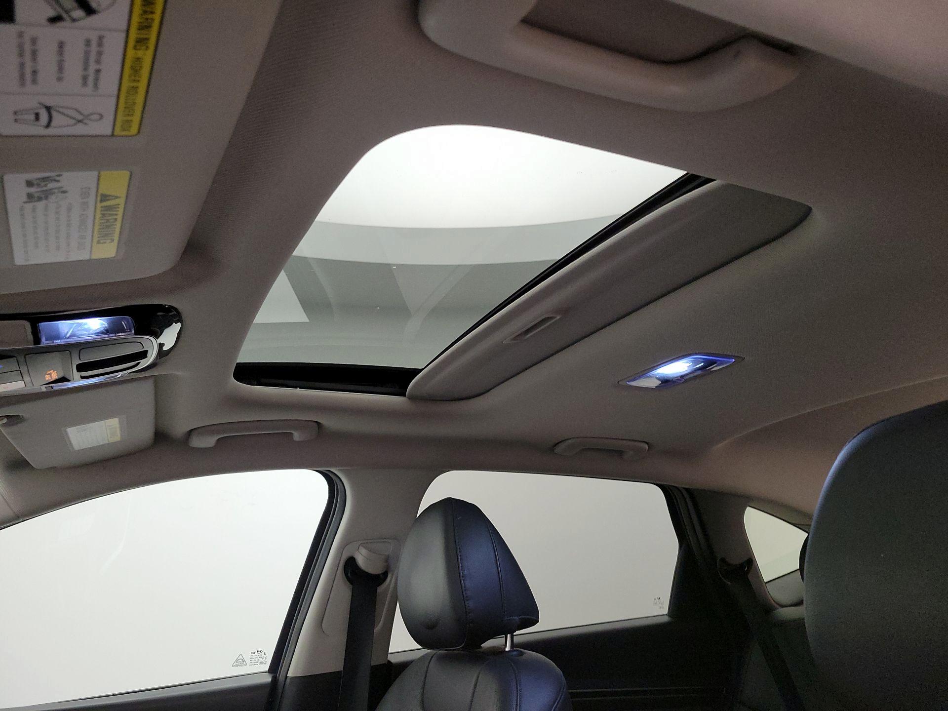 Thumbnail: 2023 Hyundai Tucson - 19