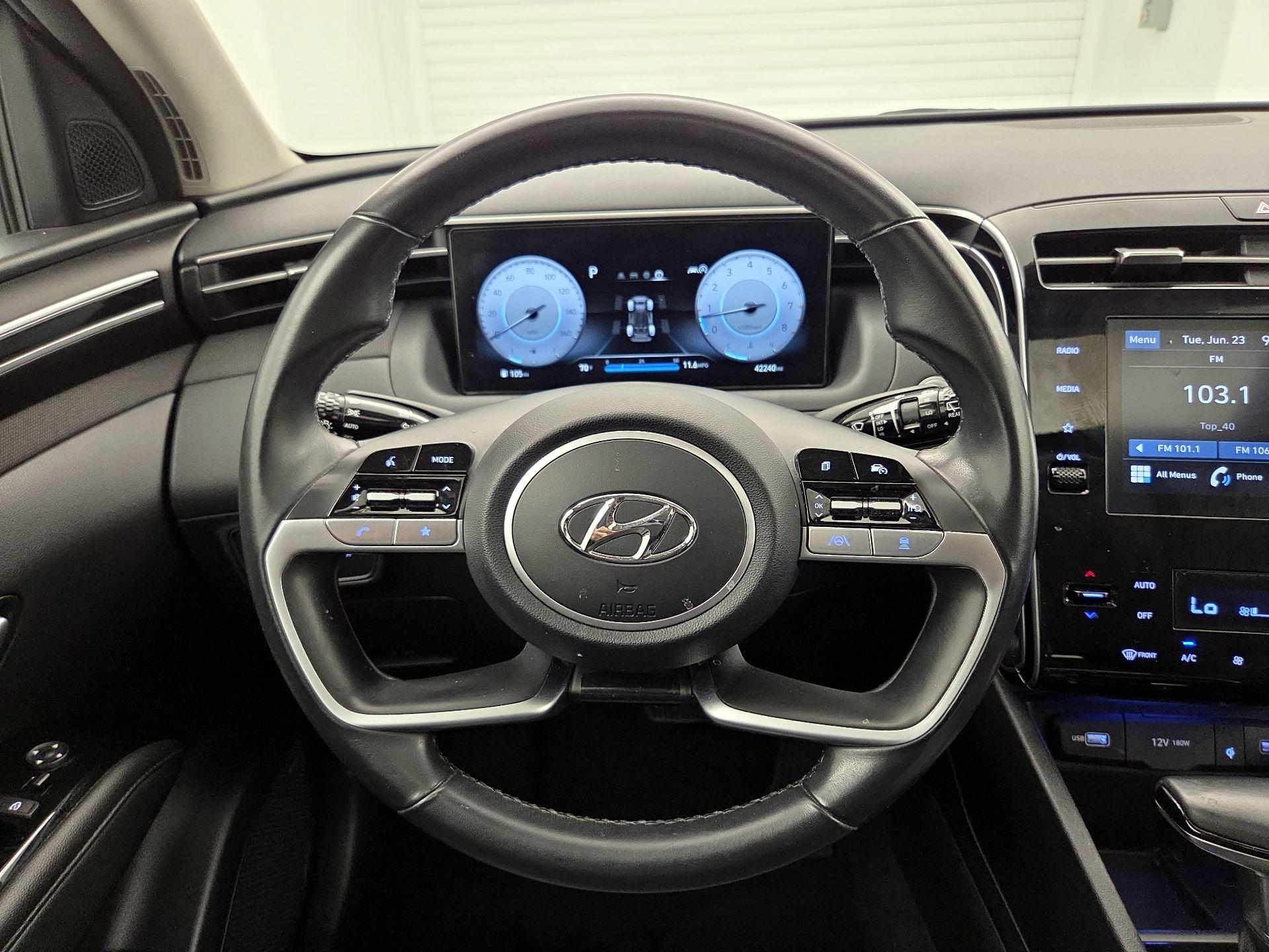 Thumbnail: 2022 Hyundai Tucson - 10