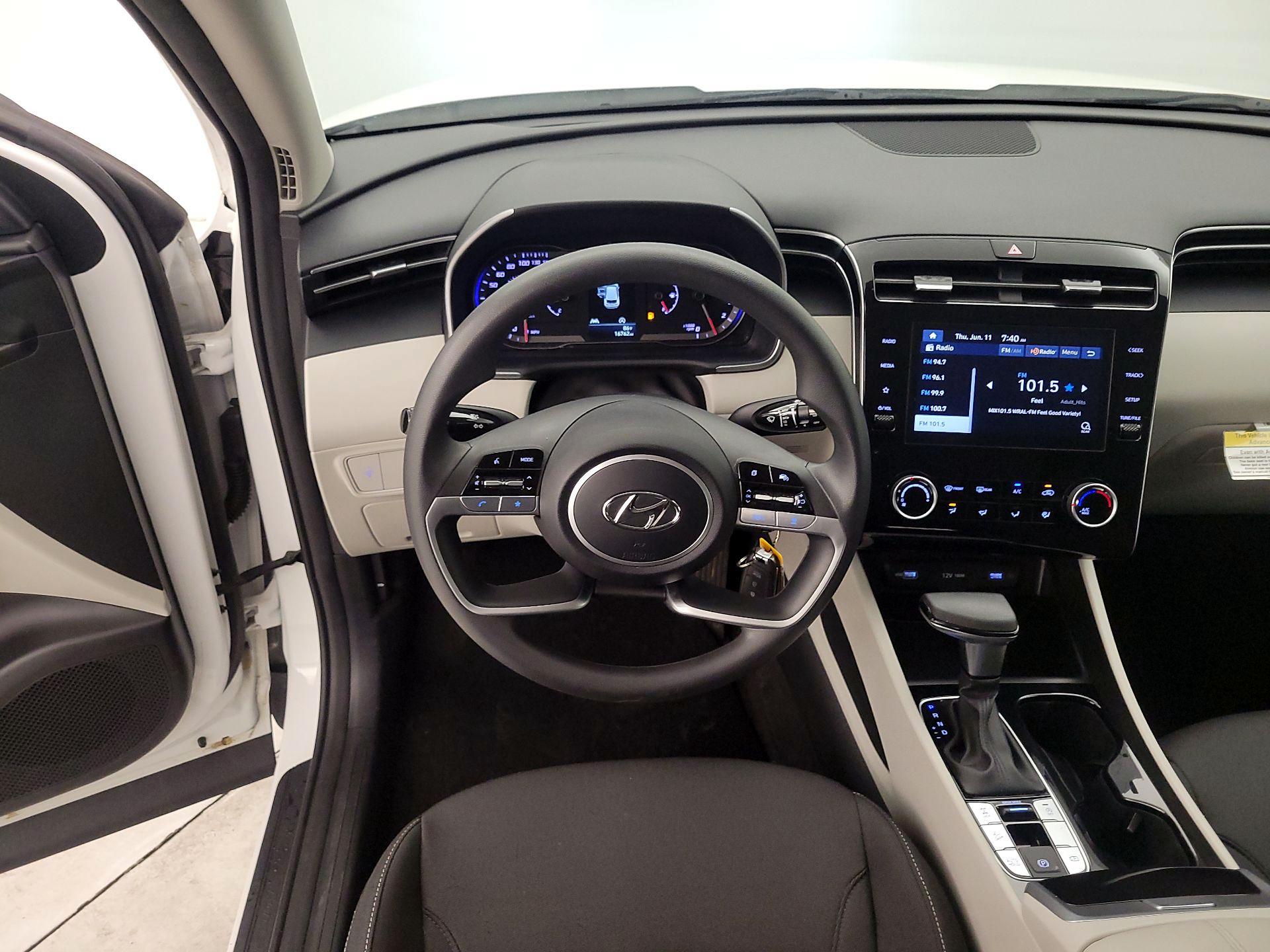 Thumbnail: 2023 Hyundai Tucson - 10