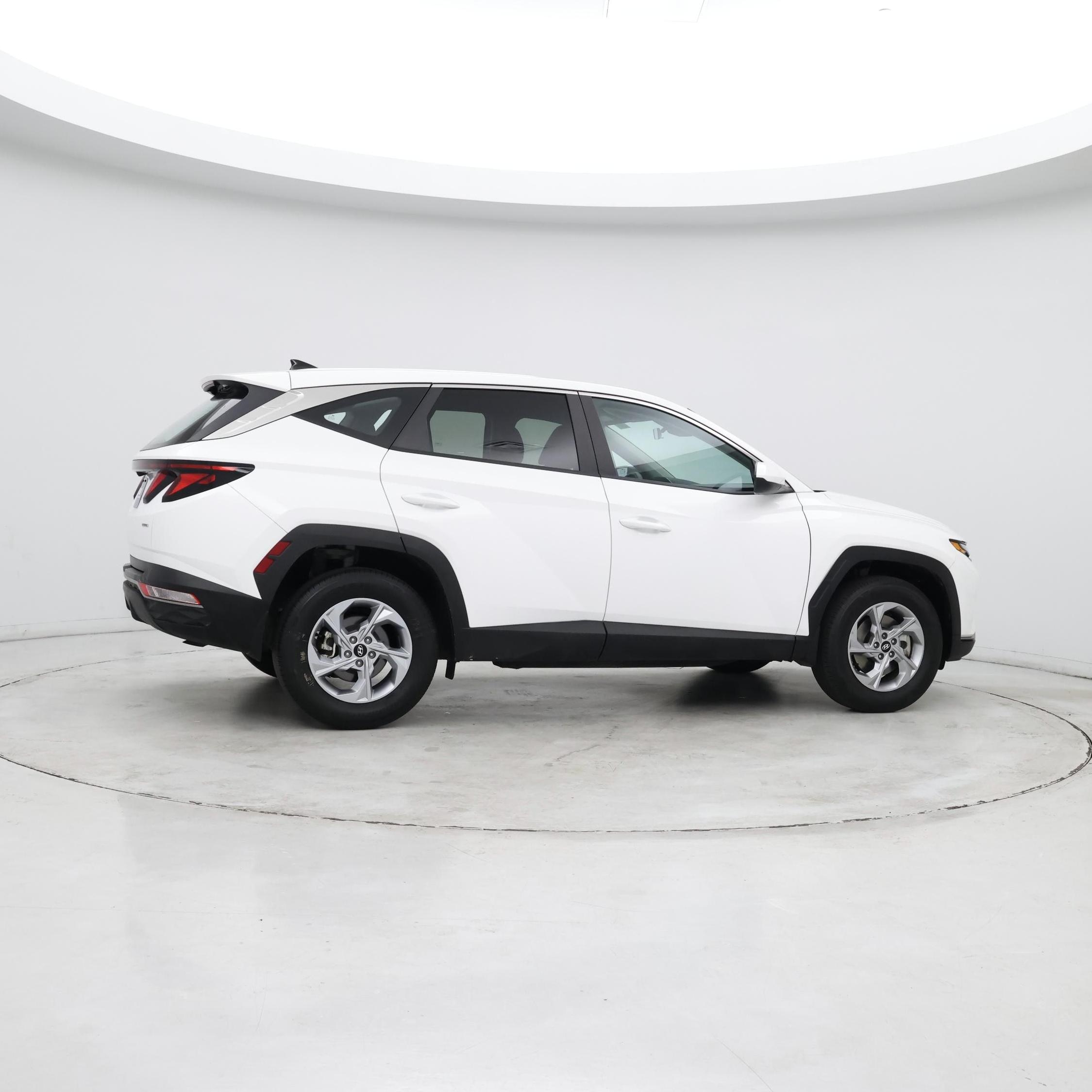 Thumbnail: 2023 Hyundai Tucson - 8