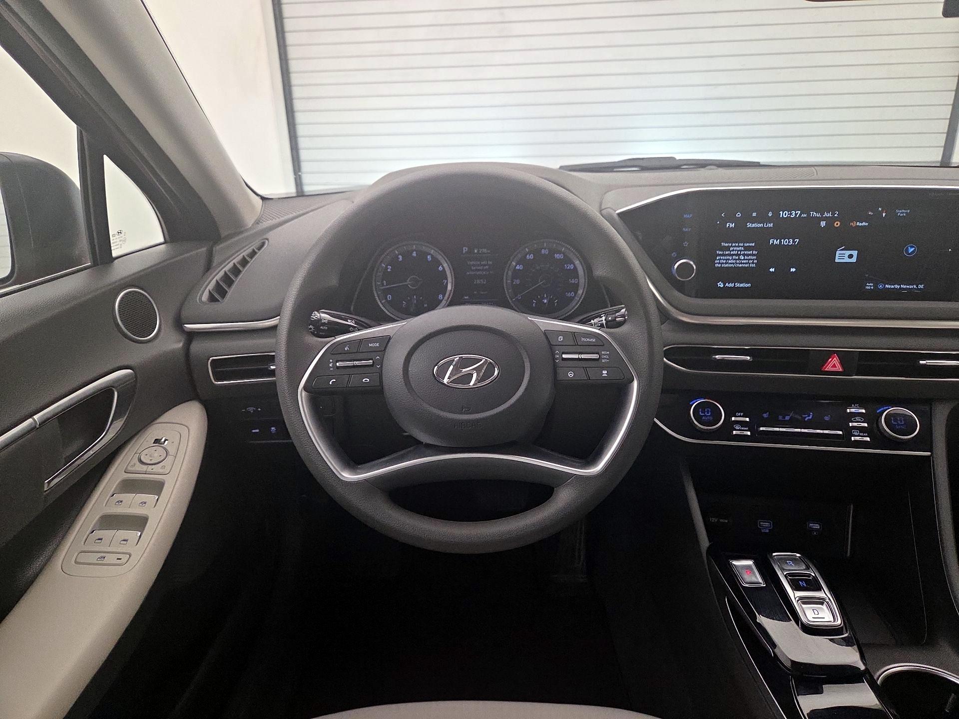 Thumbnail: 2023 Hyundai Sonata - 10