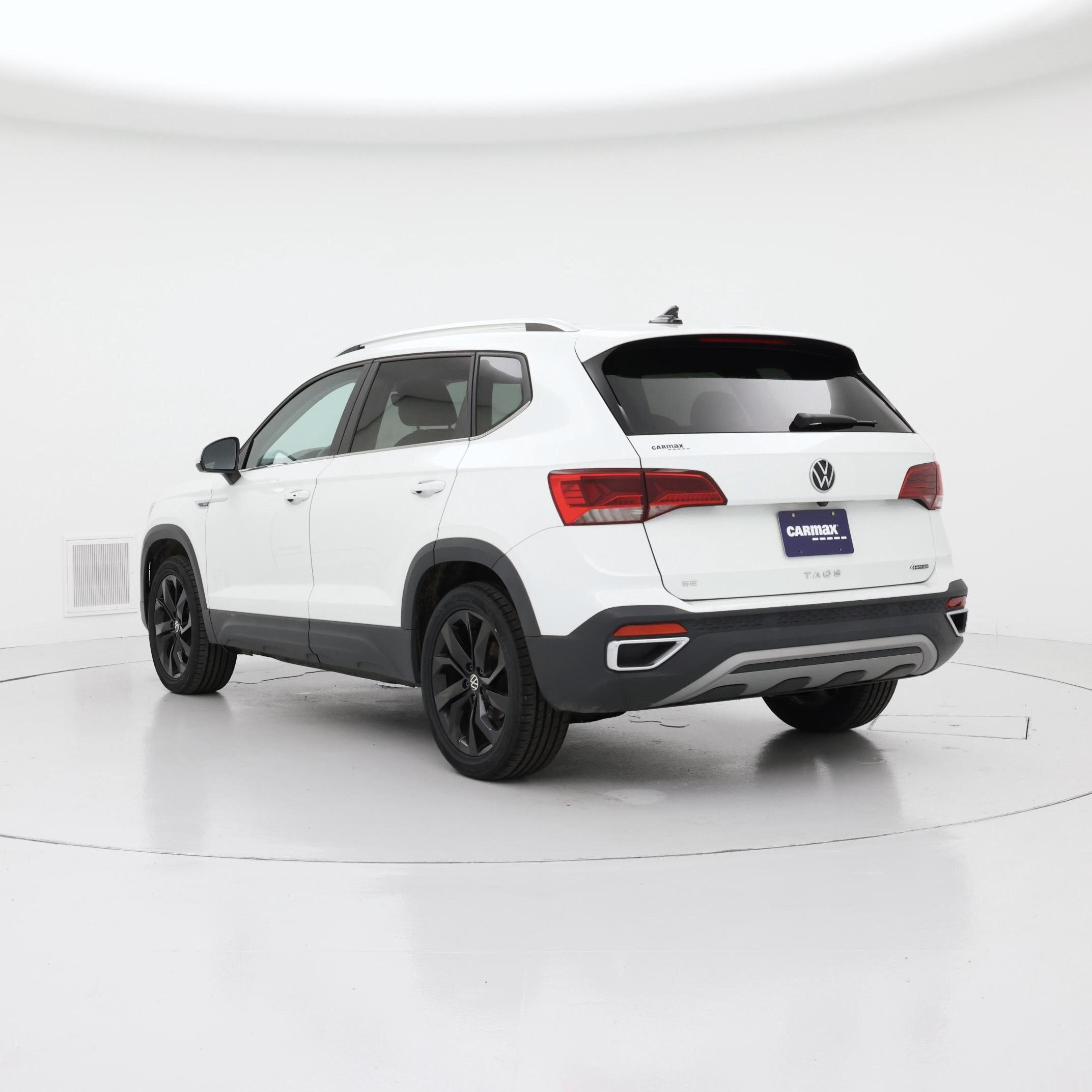 Thumbnail: 2023 Volkswagen Taos - 2