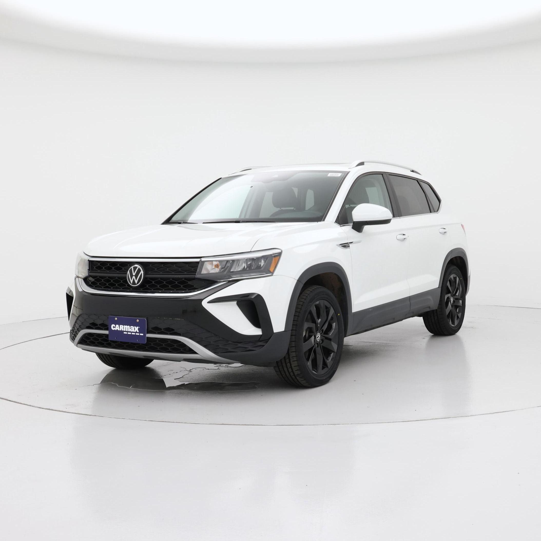 Thumbnail: 2023 Volkswagen Taos - 4