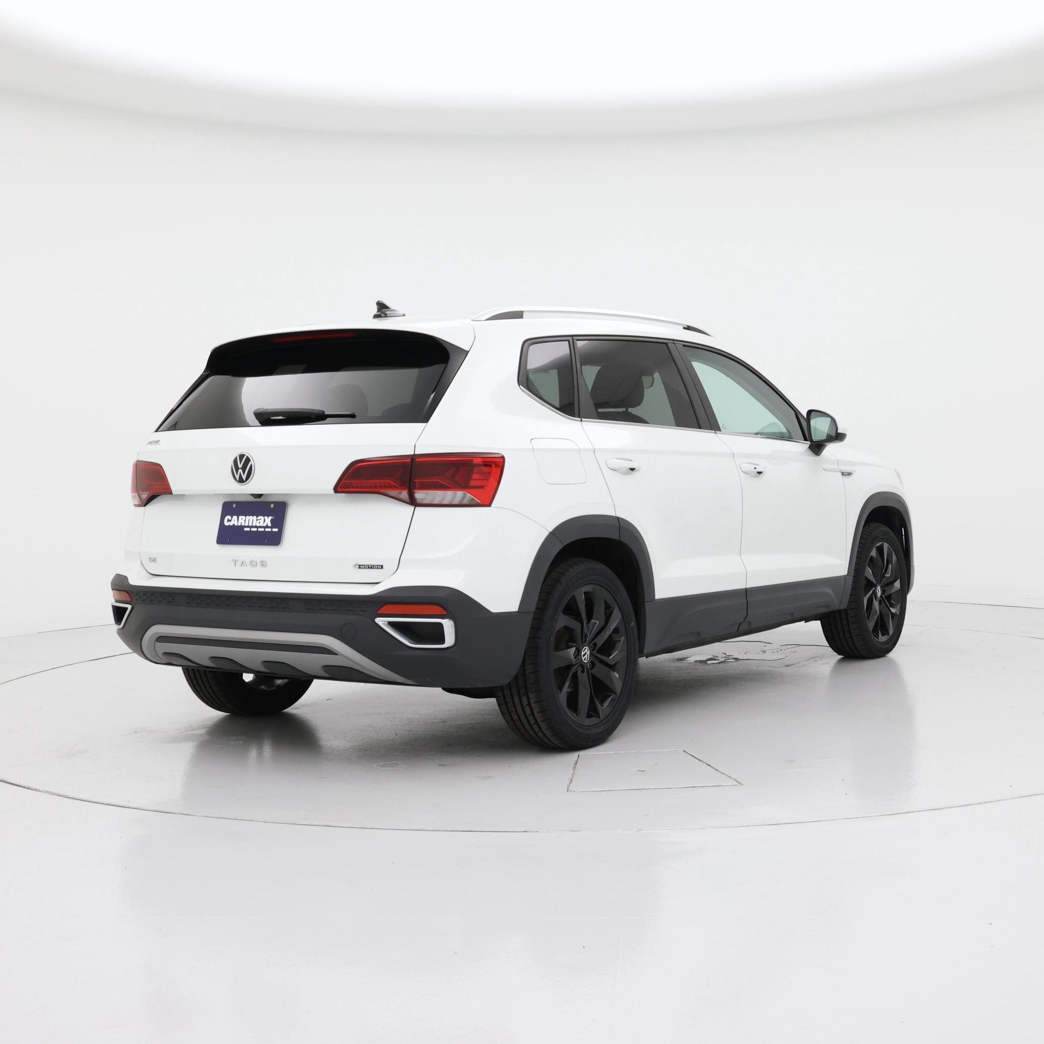 Thumbnail: 2023 Volkswagen Taos - 8