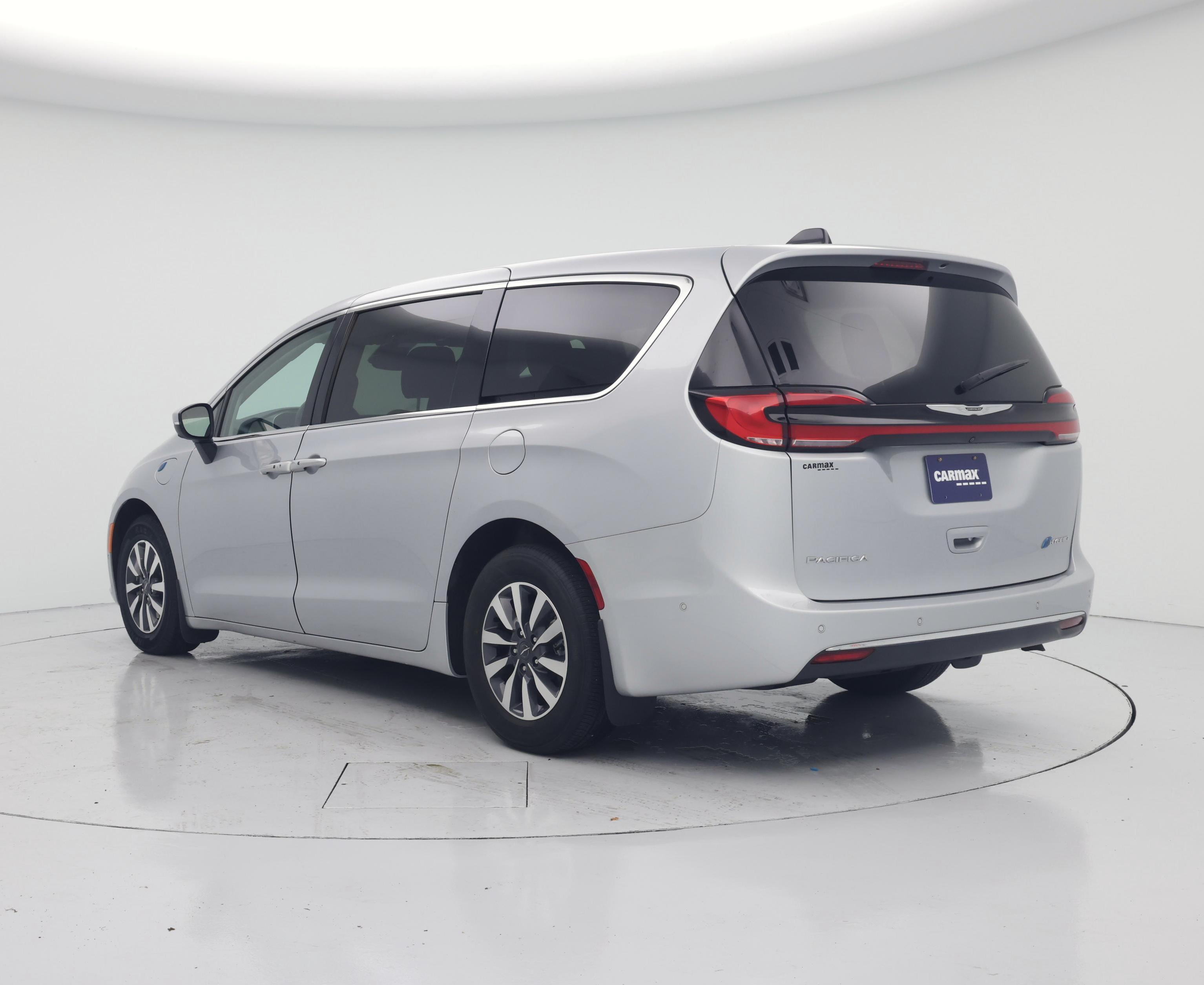 Thumbnail: 2023 Chrysler Pacifica - 2