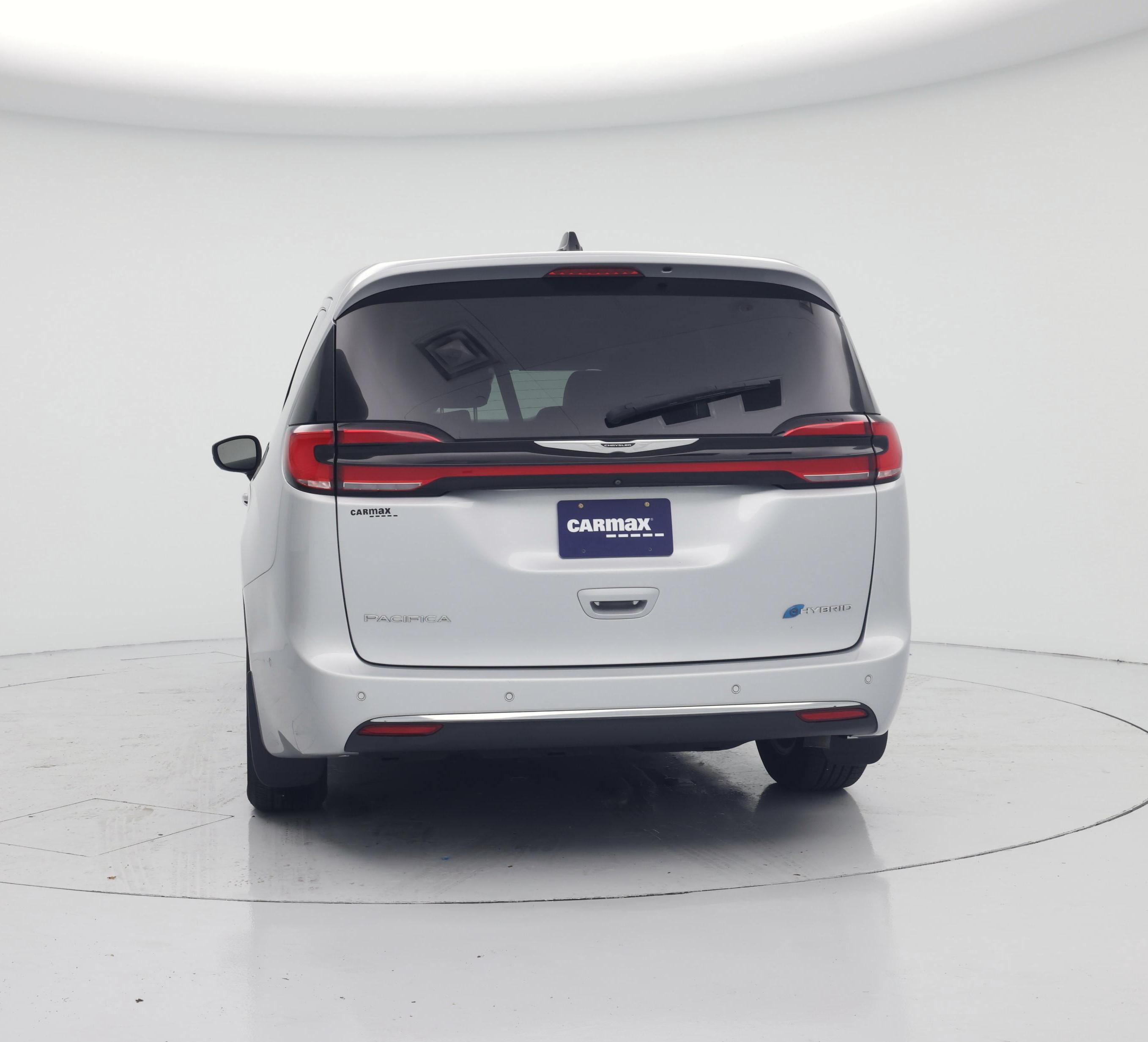 Thumbnail: 2023 Chrysler Pacifica - 6