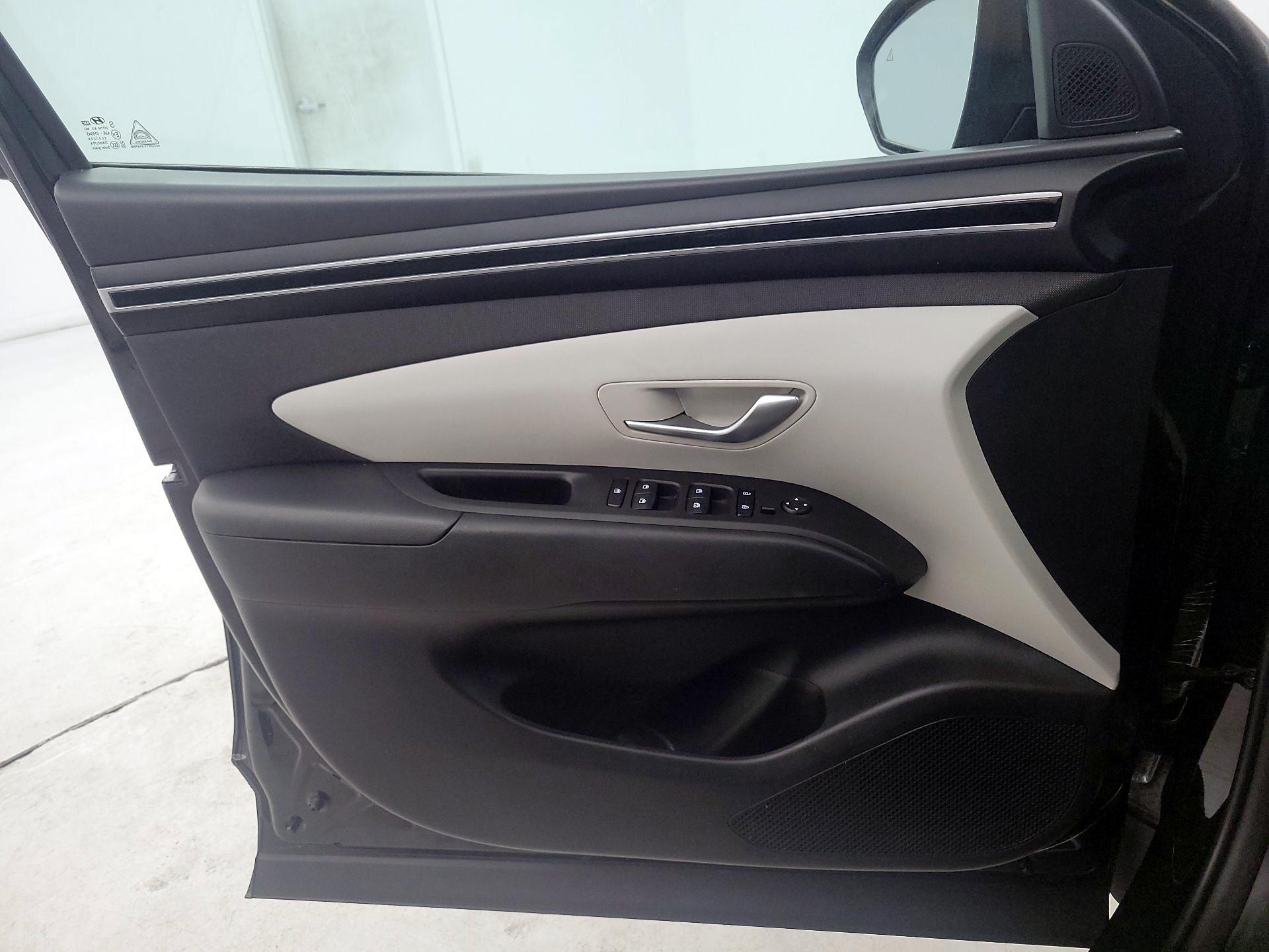 Thumbnail: 2023 Hyundai Tucson - 12