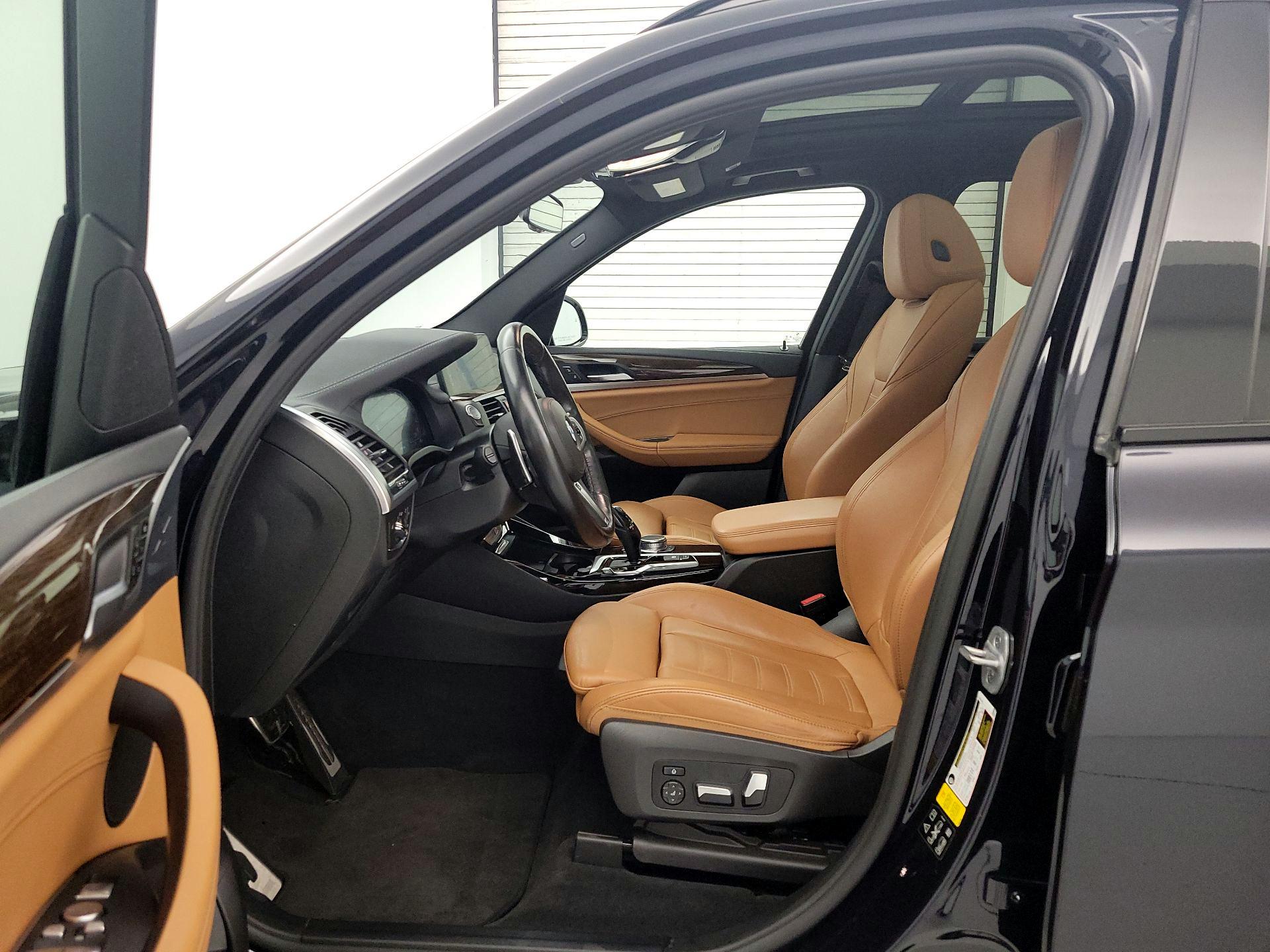 Thumbnail: 2021 BMW X3 - 11