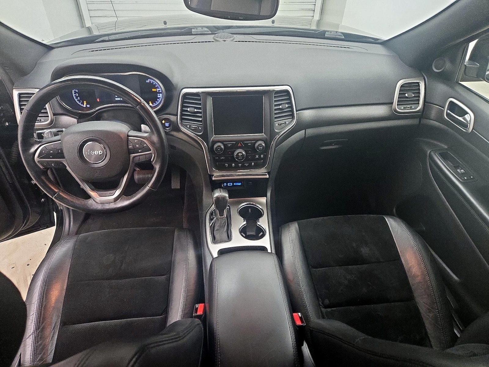 2017 Jeep Grand Cherokee Altitude - Photo 10