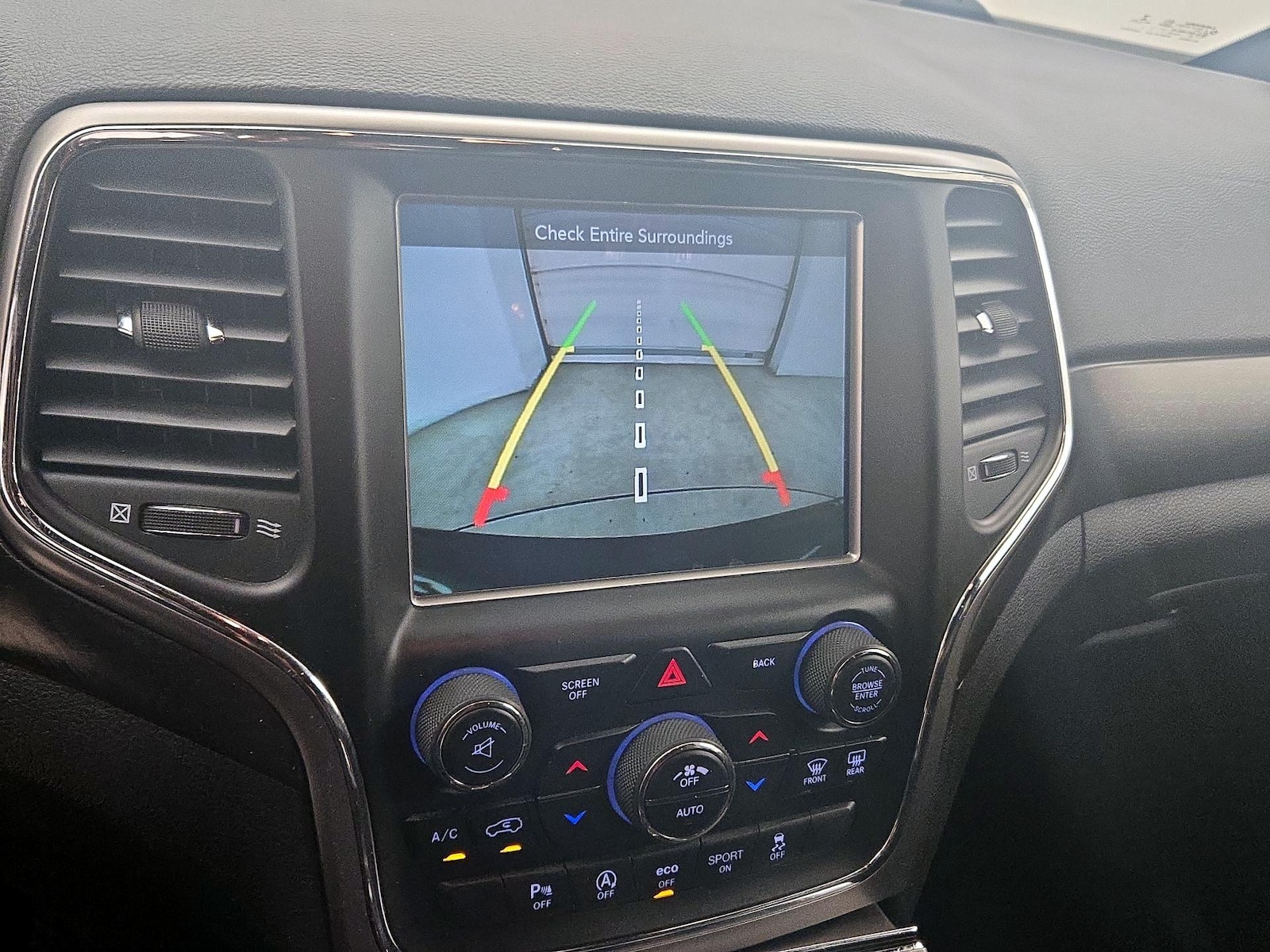 2017 Jeep Grand Cherokee Altitude - Photo 14