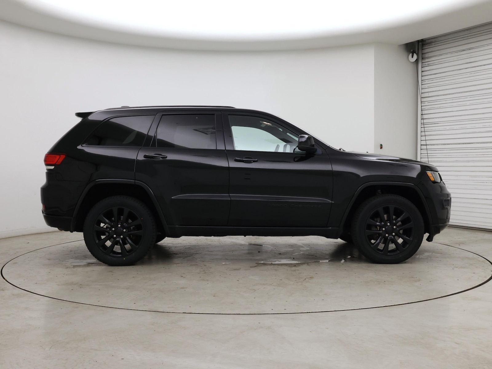 2017 Jeep Grand Cherokee Altitude - Photo 8