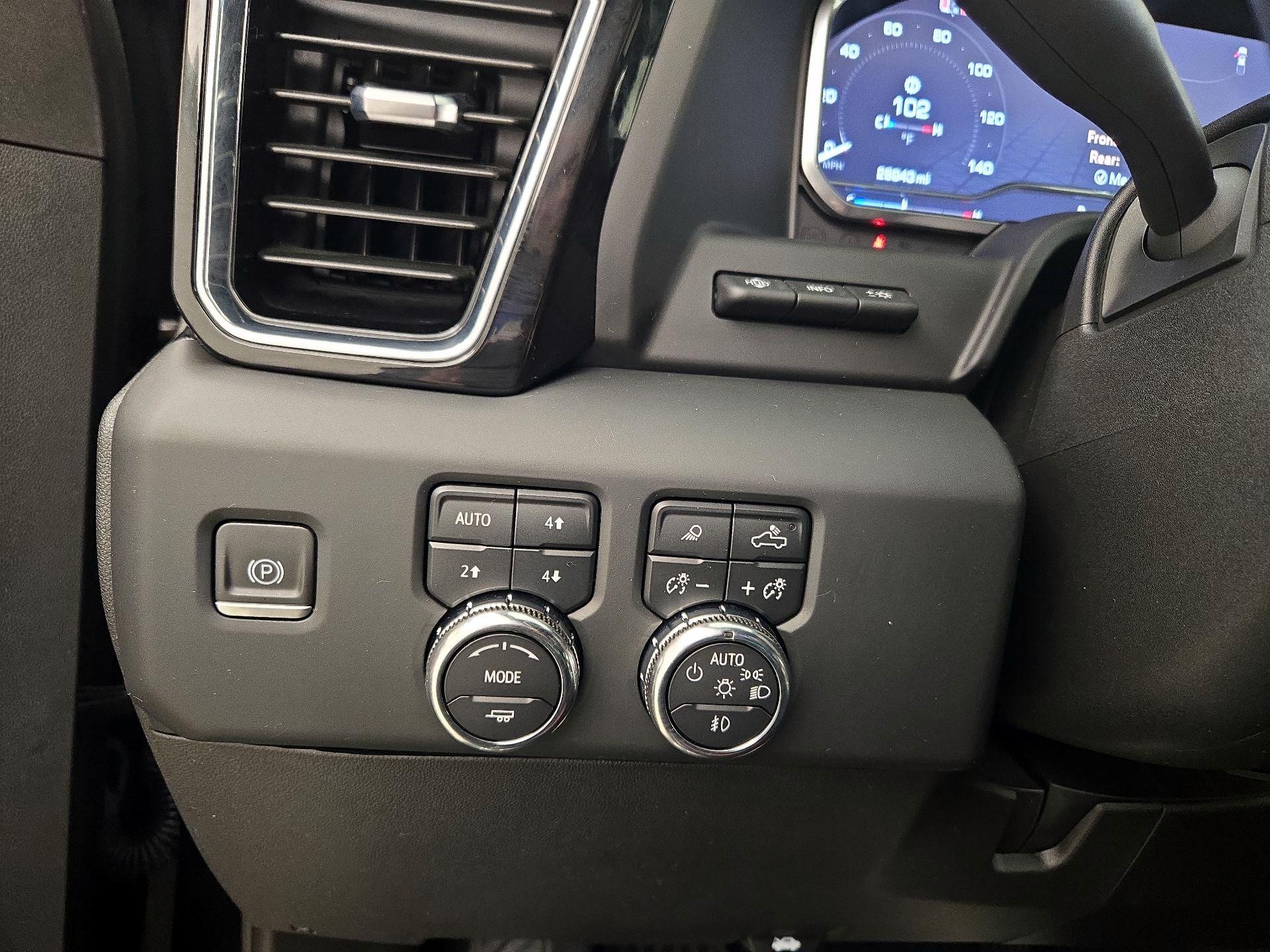 Thumbnail: 2024 GMC Sierra 2500 - 13