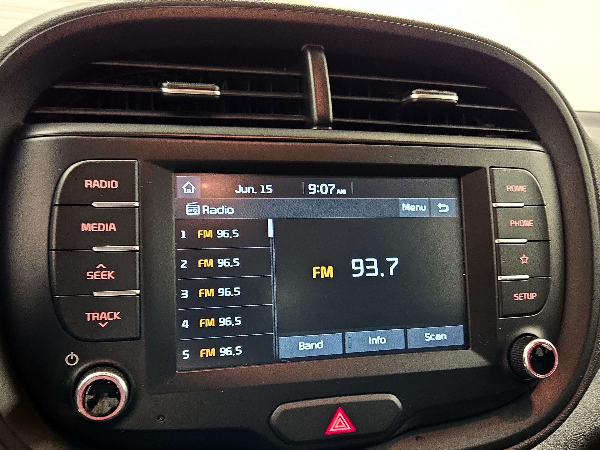 Thumbnail: 2021 Kia Soul - 15