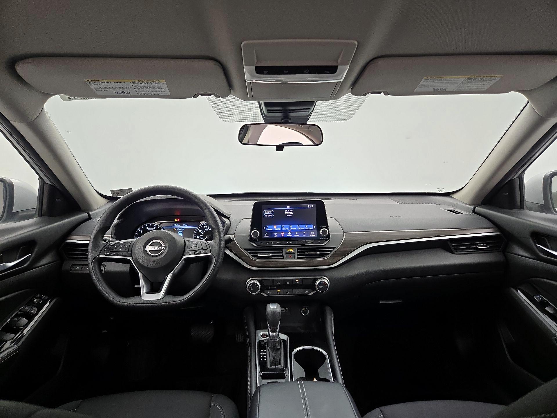 Thumbnail: 2023 Nissan Altima - 9