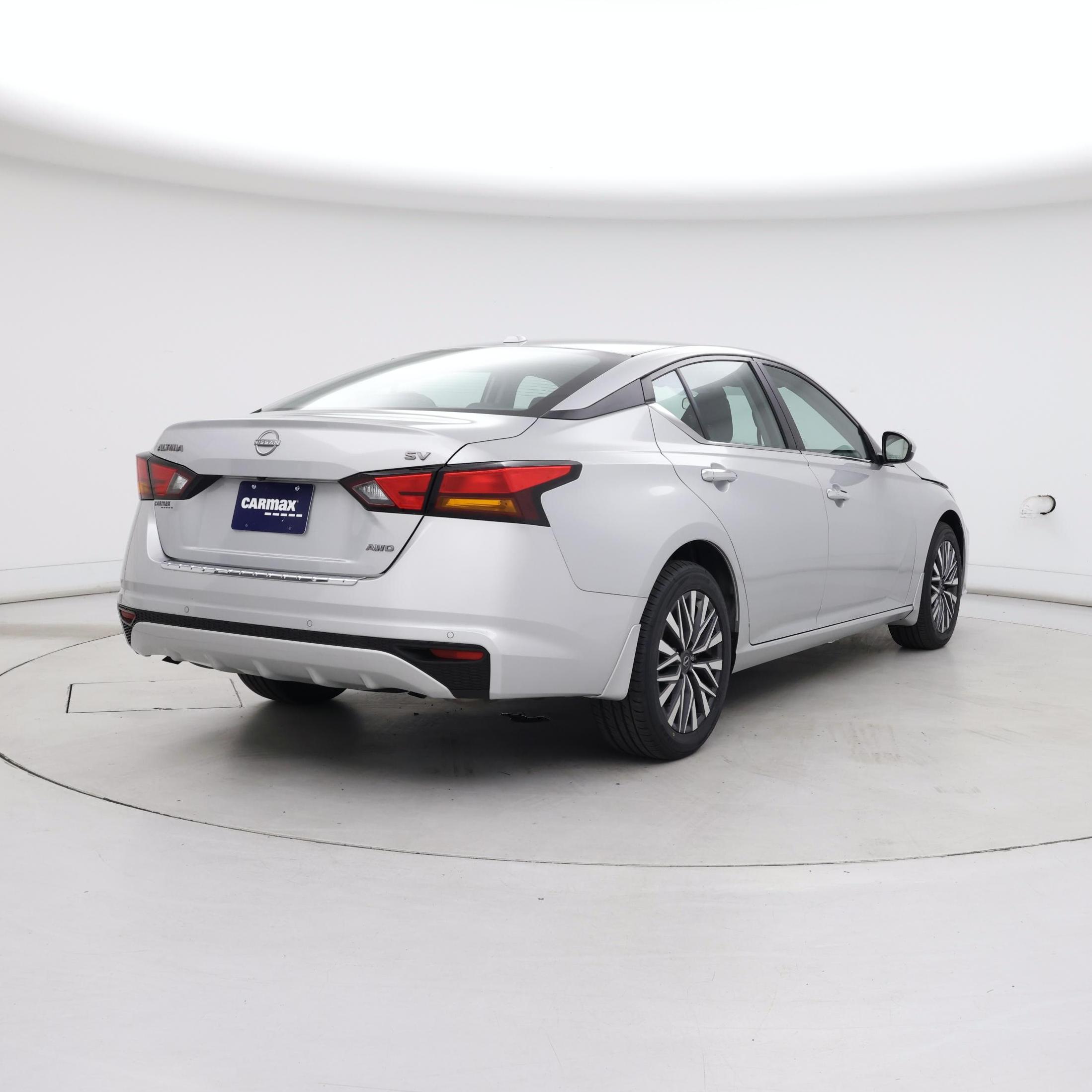 Thumbnail: 2023 Nissan Altima - 8